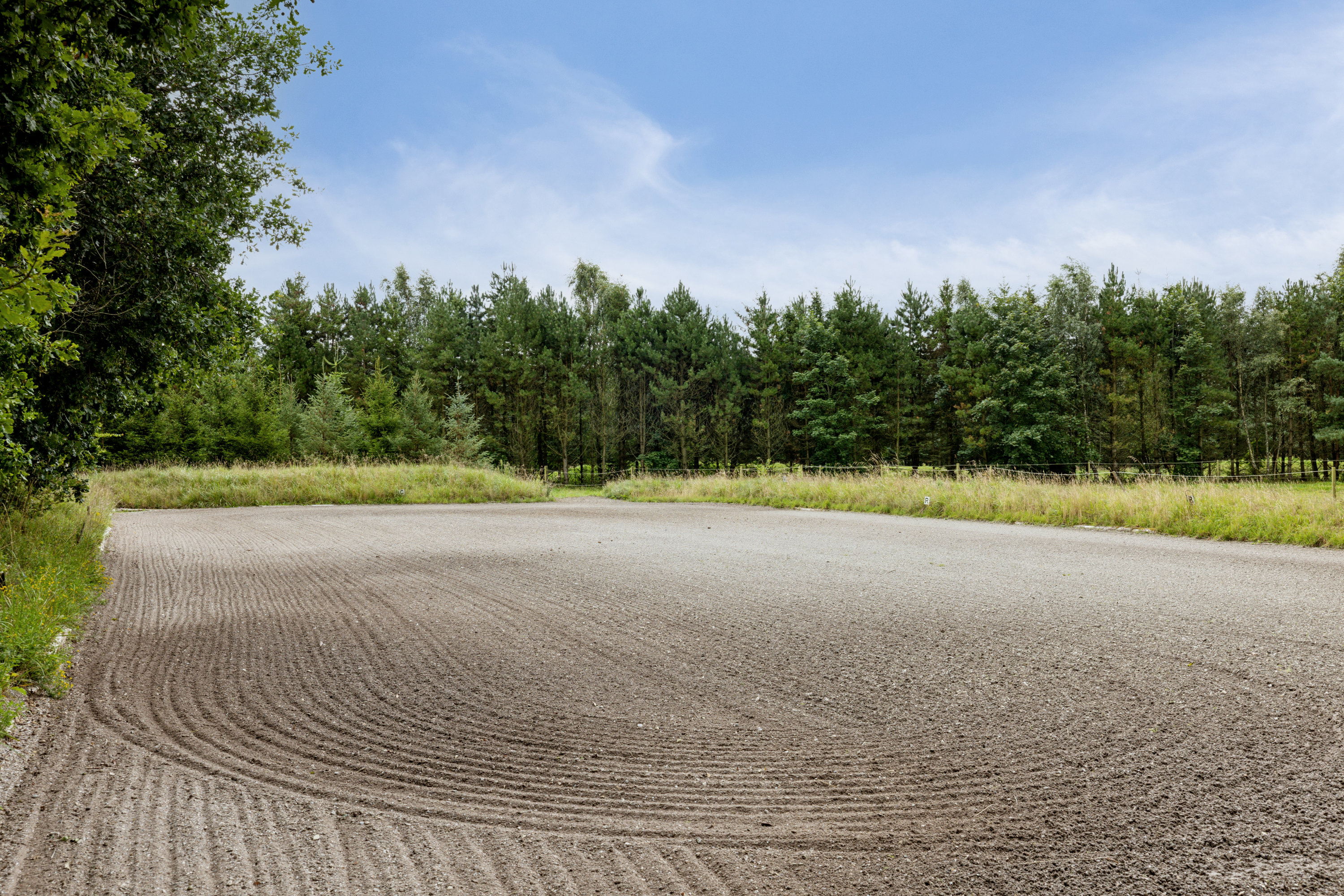Fremhævet omgivelser billede i fuldskærmstilstand. Billede af Liseborgvej 45, 8800 Viborg