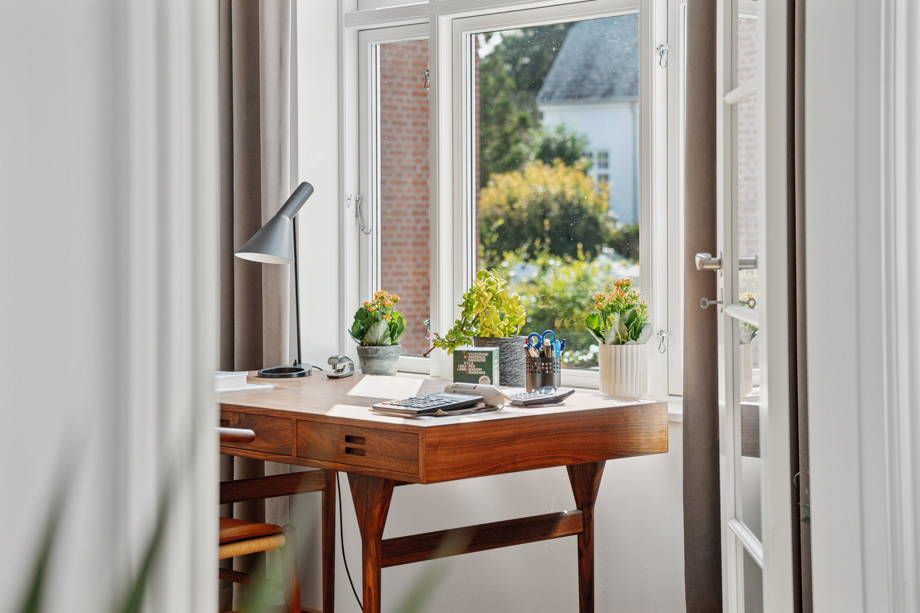 Fremhævet andet billede i fuldskærmstilstand. Billede af Elme Alle 12, st.., 9000 Aalborg