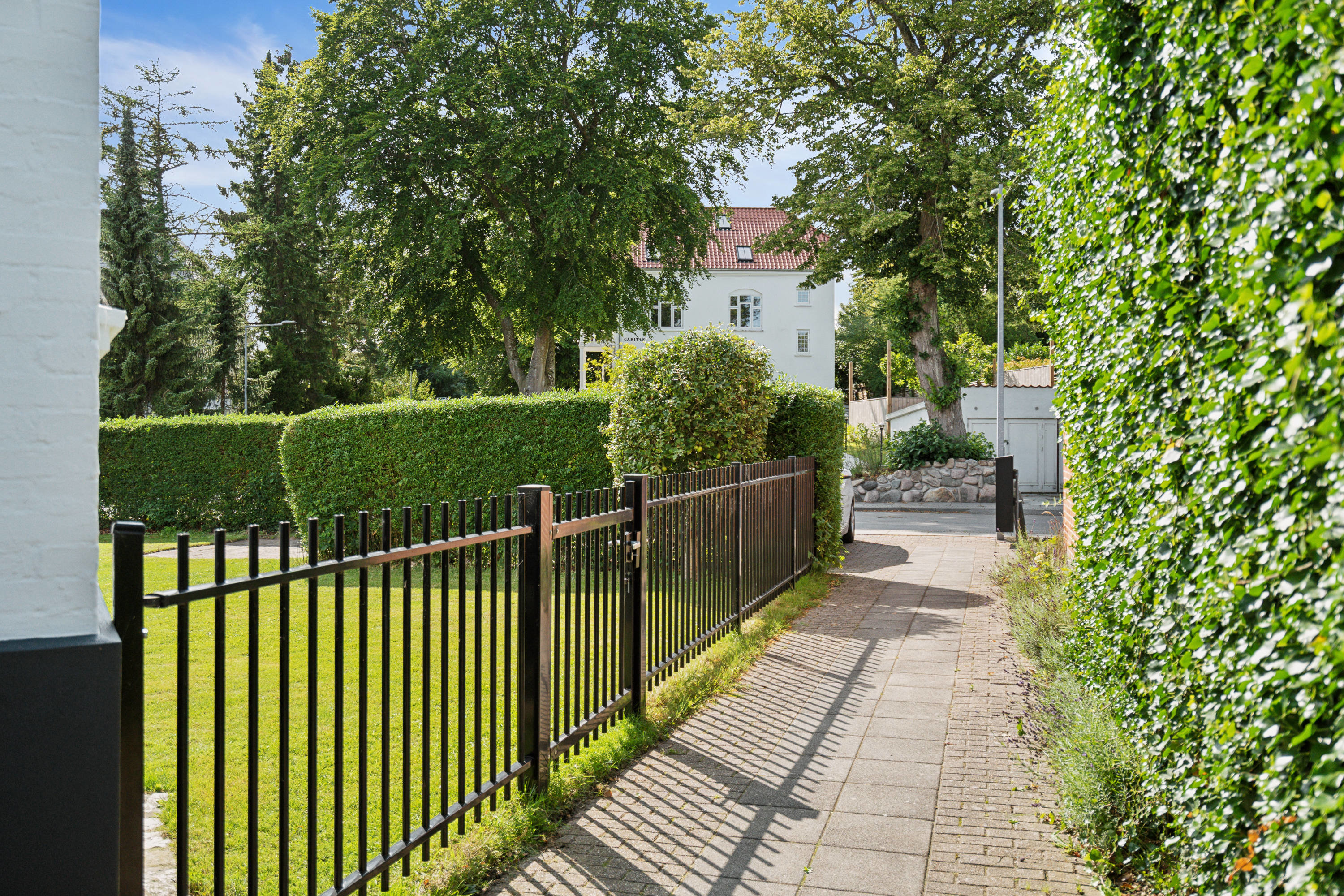 Fremhævet ejendom 1 billede i fuldskærmstilstand. Billede af Elme Alle 12, st.., 9000 Aalborg