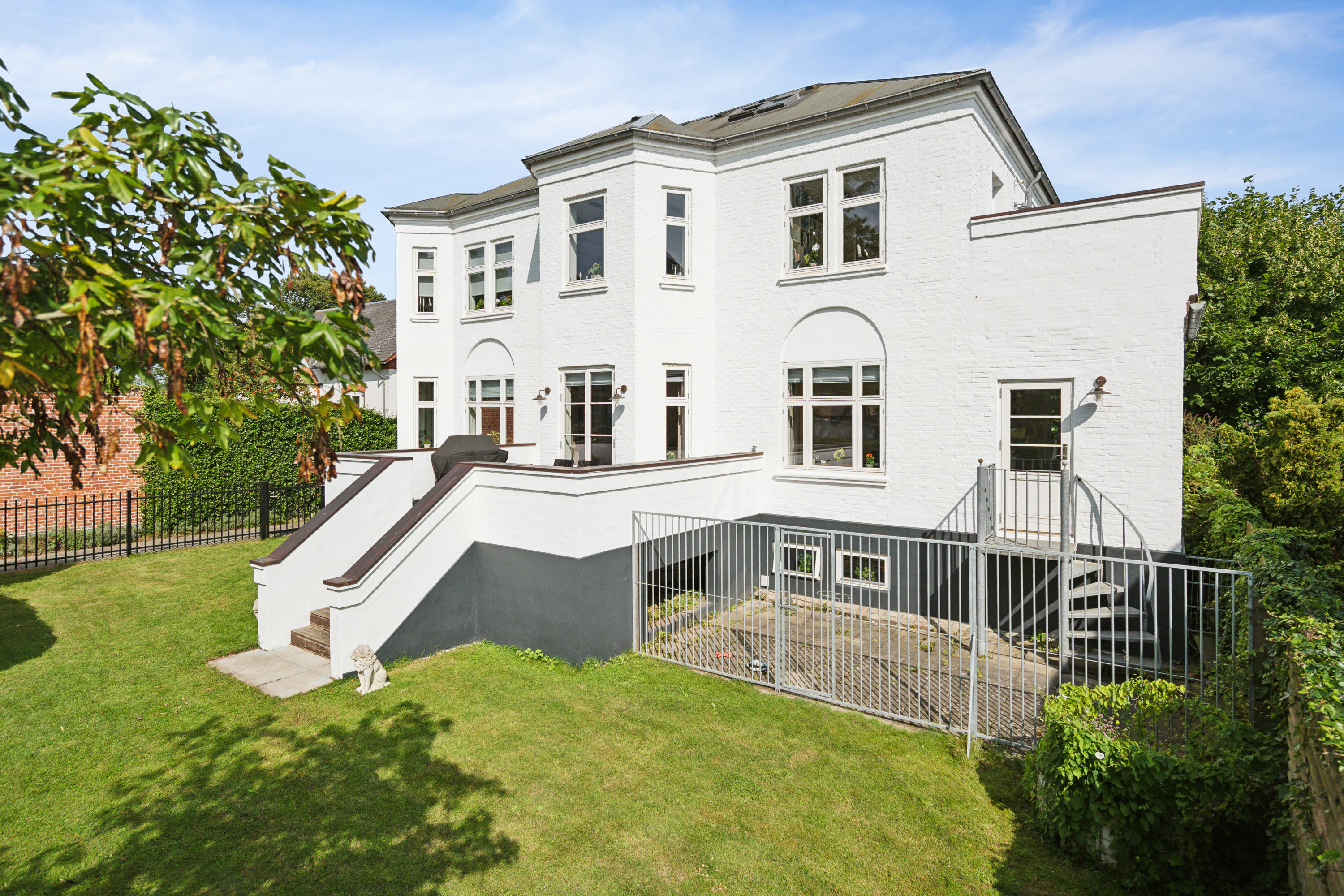 Fremhævet ejendom 1 billede i fuldskærmstilstand. Billede af Elme Alle 12, st.., 9000 Aalborg