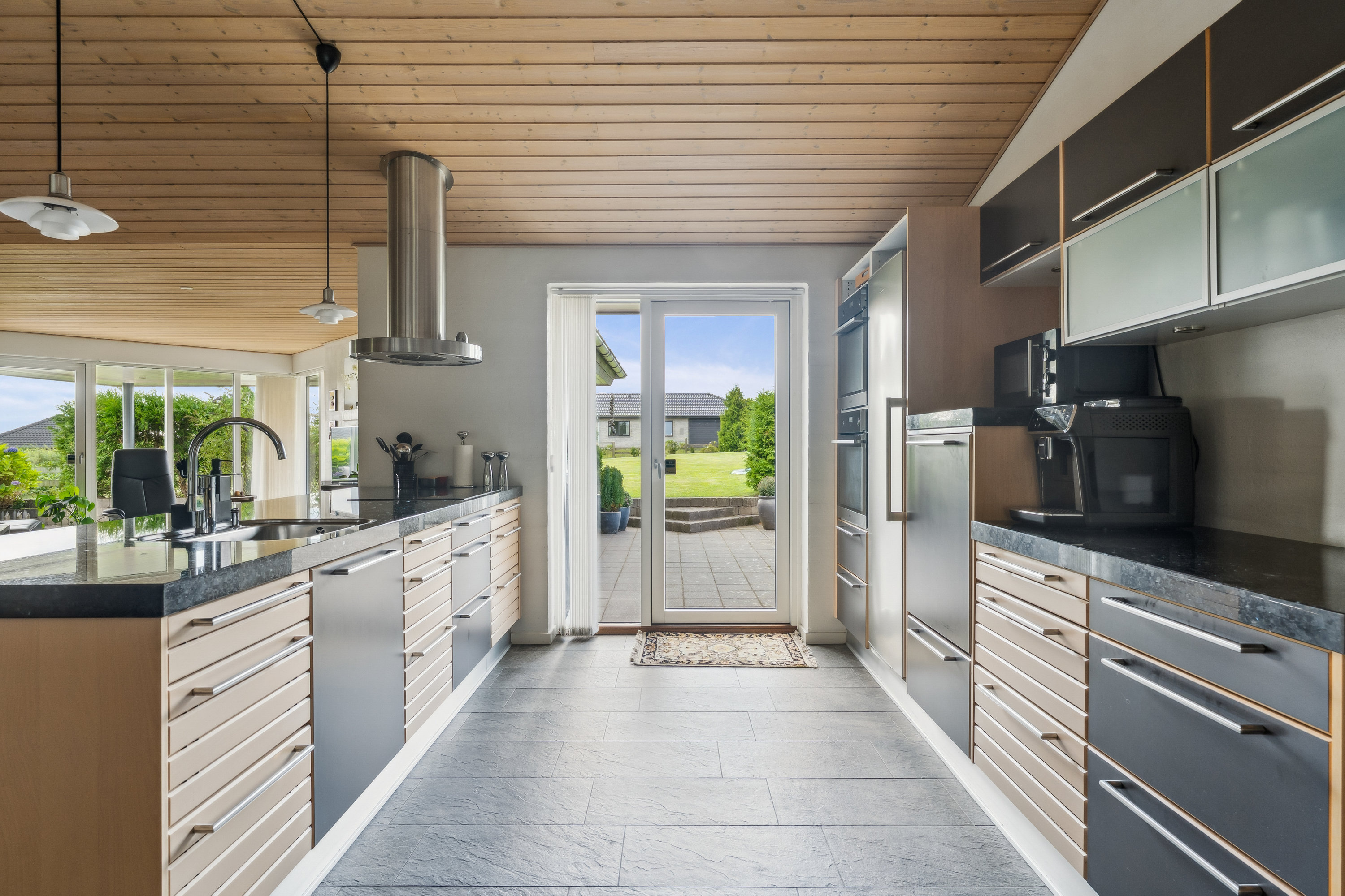 Fremhævet køkken billede i fuldskærmstilstand. Billede af Hindbærvej 18, 8840 Rødkærsbro