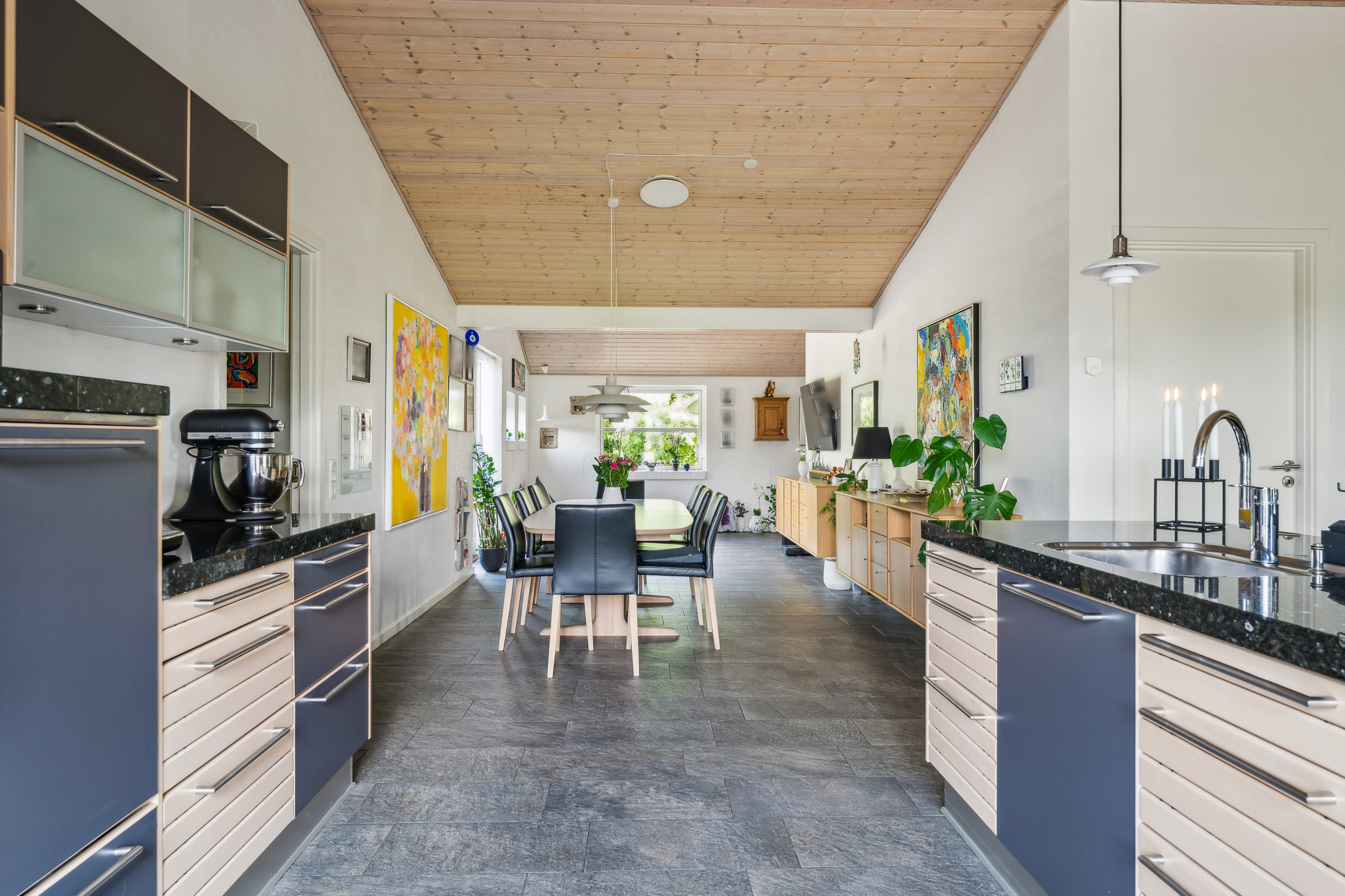 Fremhævet køkken billede i fuldskærmstilstand. Billede af Hindbærvej 18, 8840 Rødkærsbro