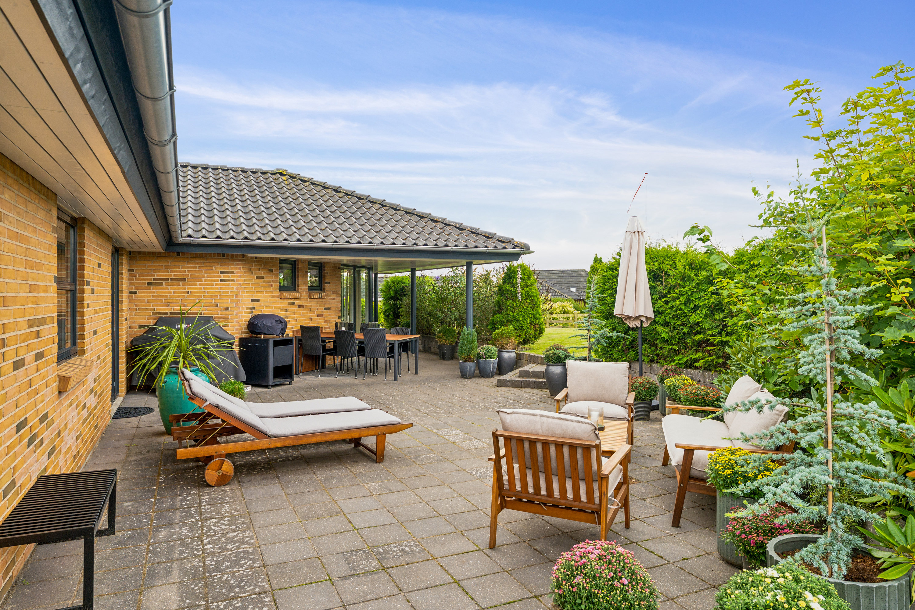 Fremhævet terrasse billede i fuldskærmstilstand. Billede af Hindbærvej 18, 8840 Rødkærsbro