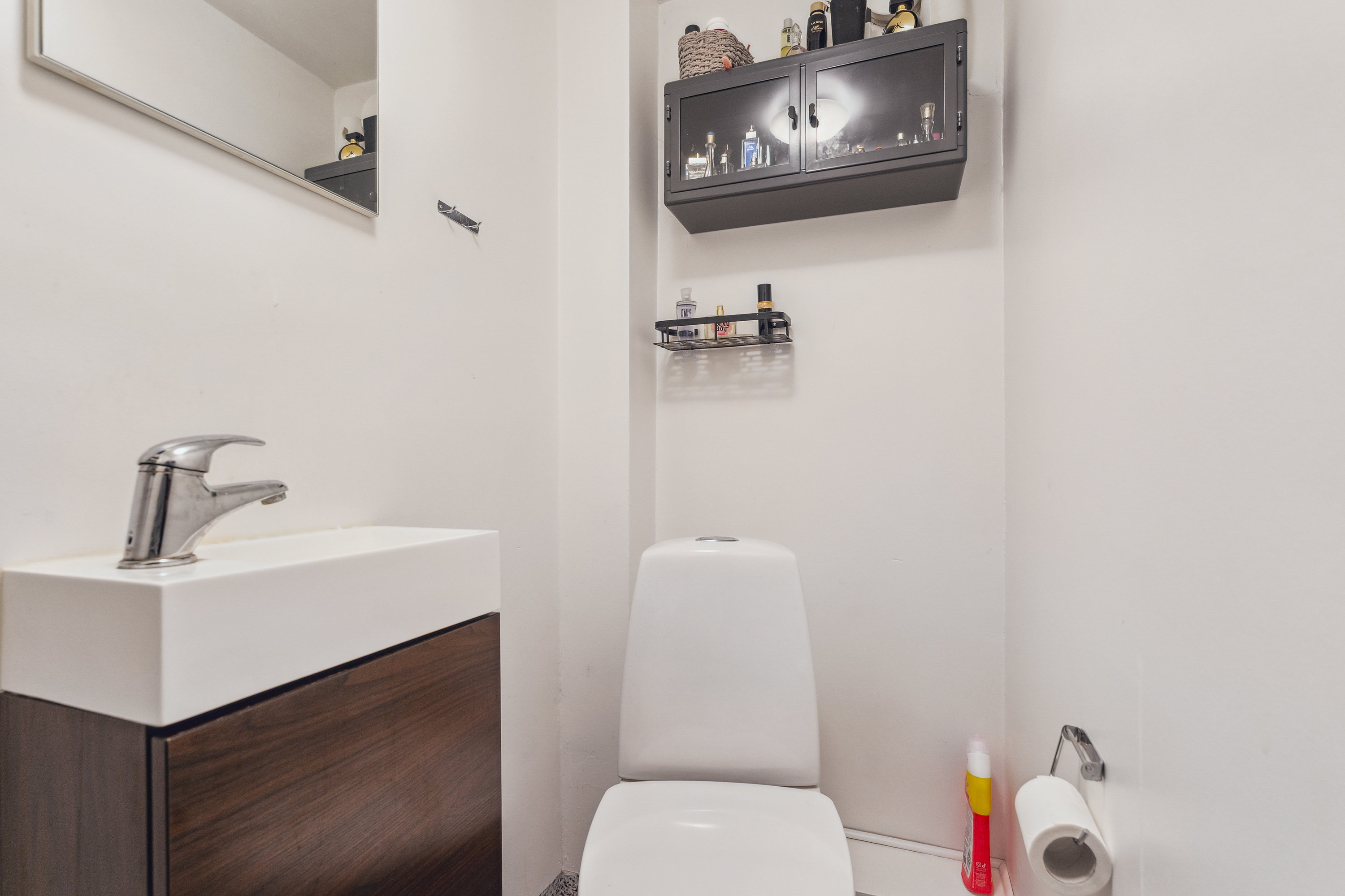 Fremhævet badeværelse billede i fuldskærmstilstand. Billede af Gl. Silkeborgvej 13, Ø Velling, 8920 Randers NV