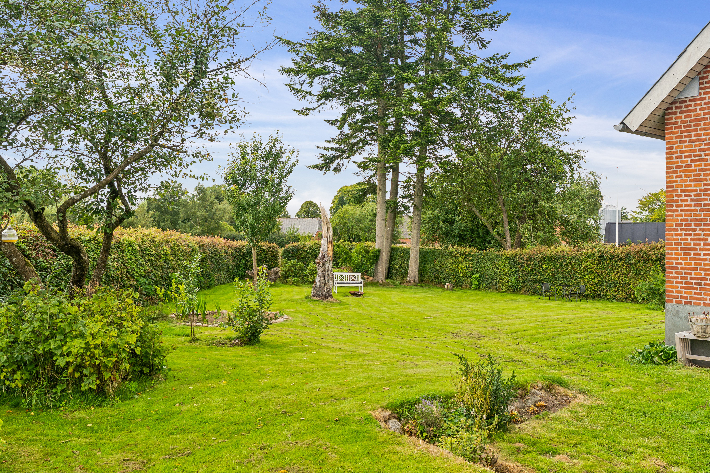 Fremhævet have billede i fuldskærmstilstand. Billede af Gl. Silkeborgvej 13, Ø Velling, 8920 Randers NV