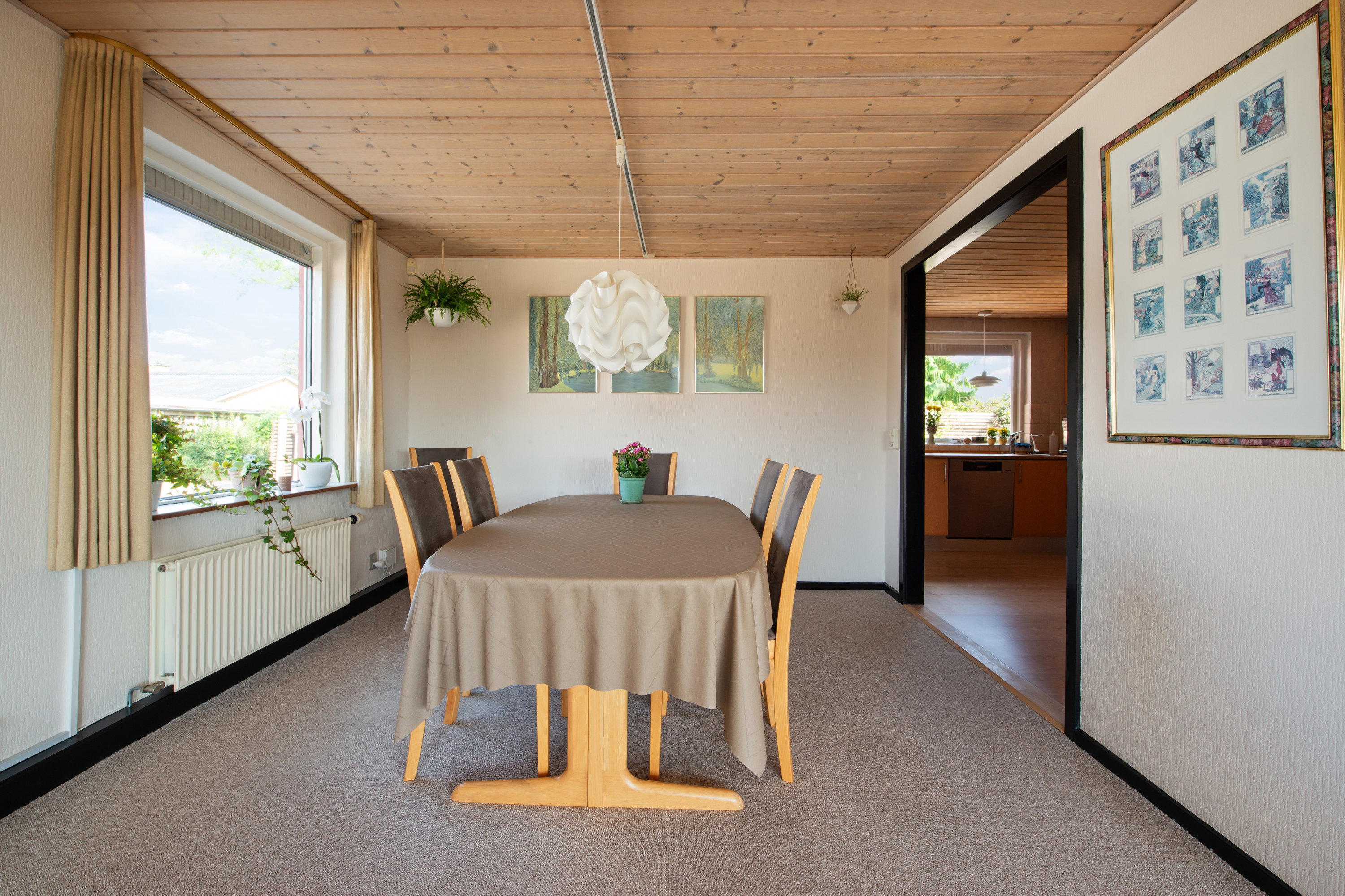 Fremhævet stue billede i fuldskærmstilstand. Billede af Brydeholm 3, 2670 Greve