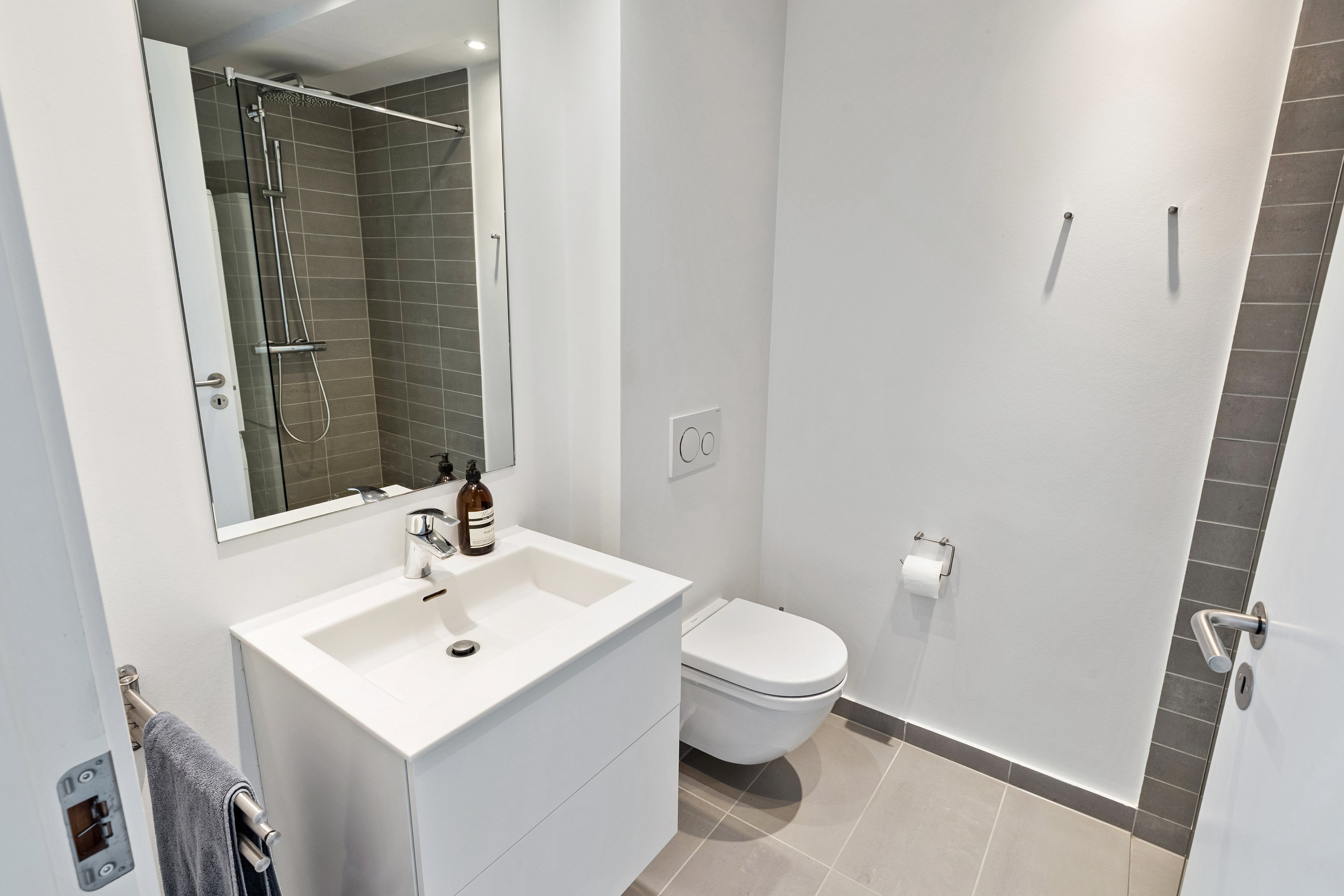 Fremhævet badeværelse billede i fuldskærmstilstand. Billede af Trelleborggade 15, 3. 2., 2150 Nordhavn