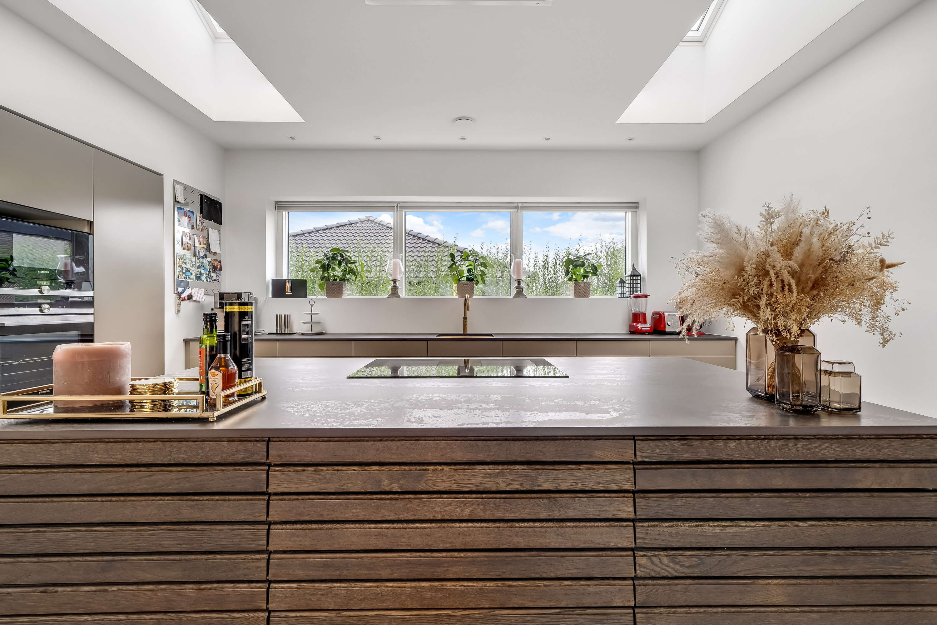 Fremhævet køkken billede i fuldskærmstilstand. Billede af Sangagervej 13, Alsønderup, 3400 Hillerød