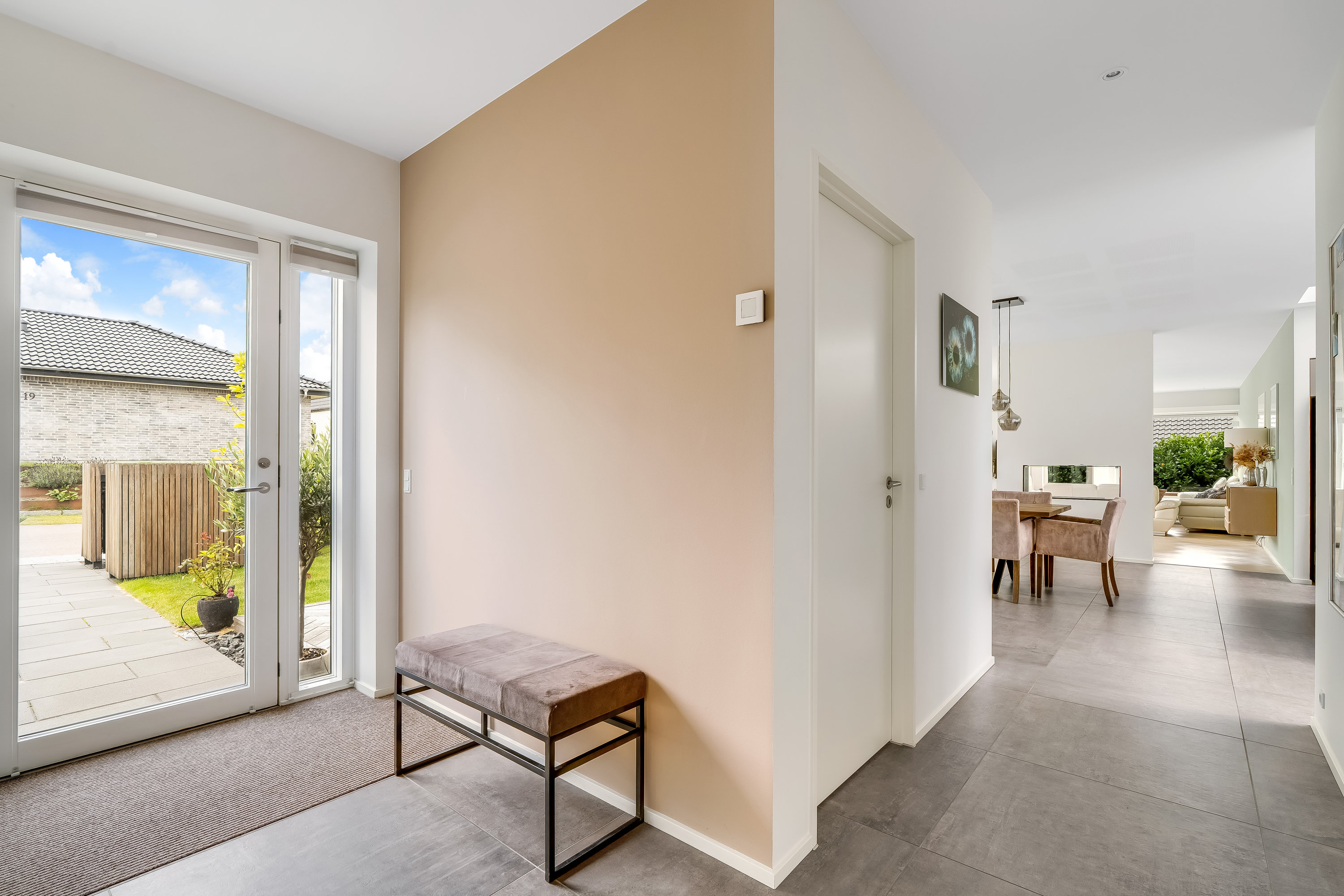 Fremhævet gang billede i fuldskærmstilstand. Billede af Sangagervej 13, Alsønderup, 3400 Hillerød