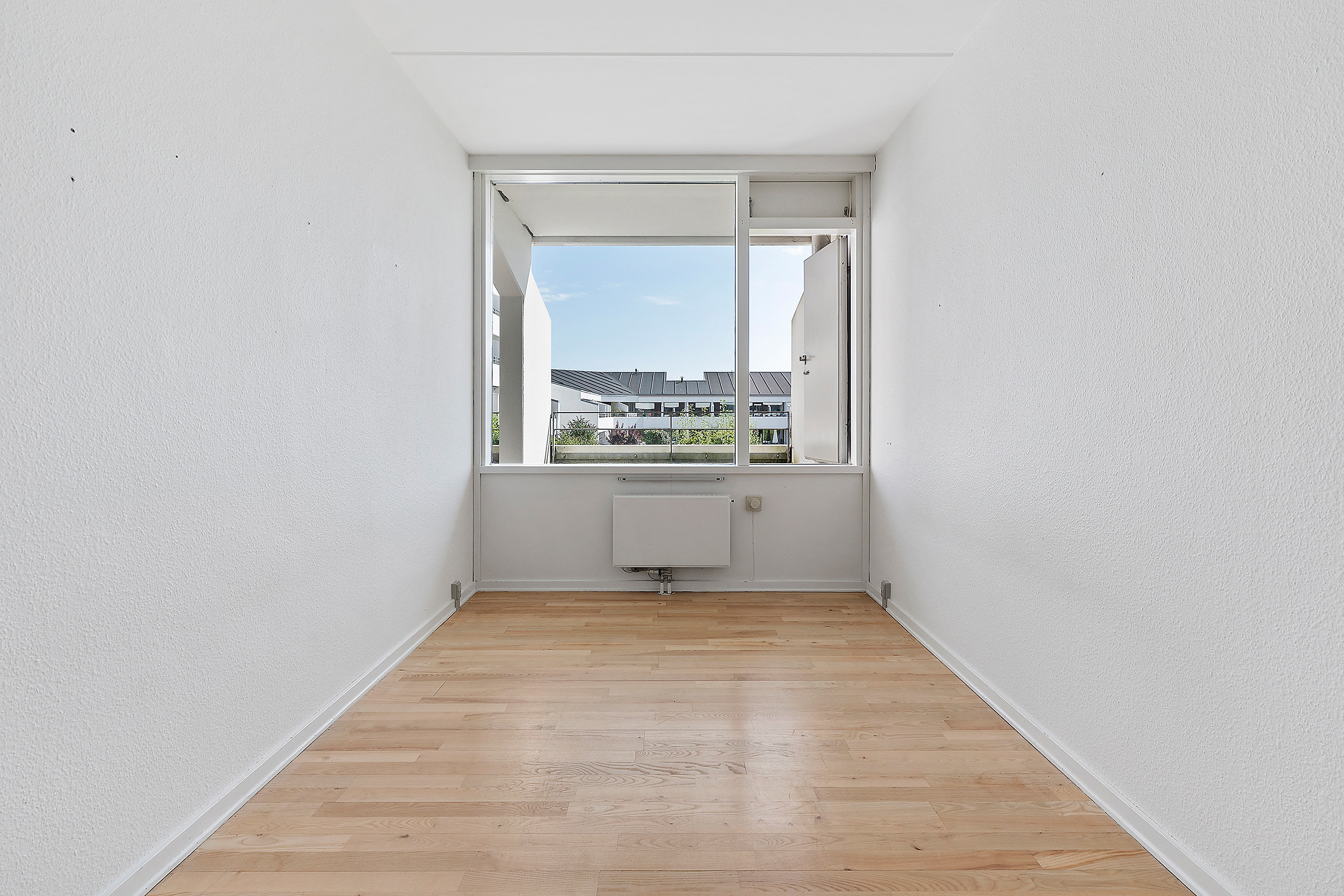 Fremhævet værelse billede i fuldskærmstilstand. Billede af Skodsborgvej 410, 1. tv., 2942 Skodsborg