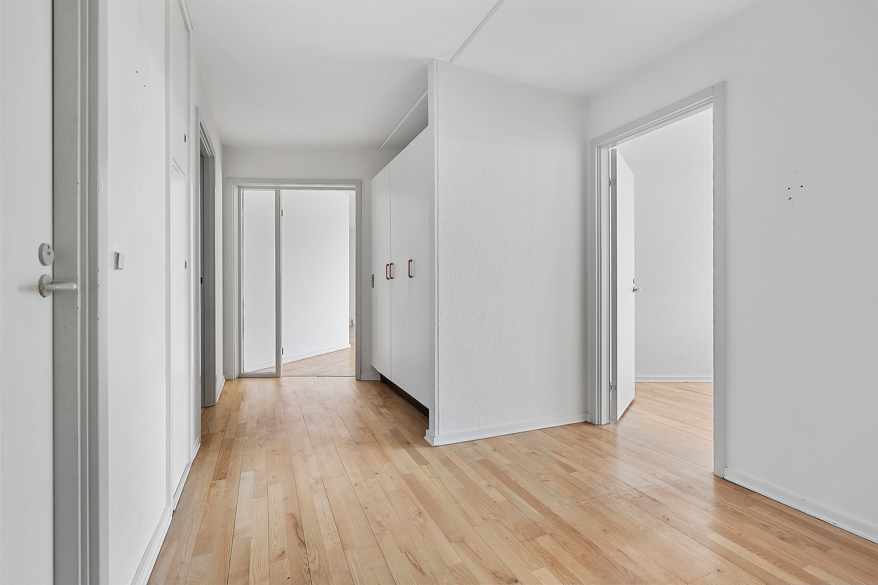 Fremhævet værelse billede i fuldskærmstilstand. Billede af Skodsborgvej 410, 1. tv., 2942 Skodsborg