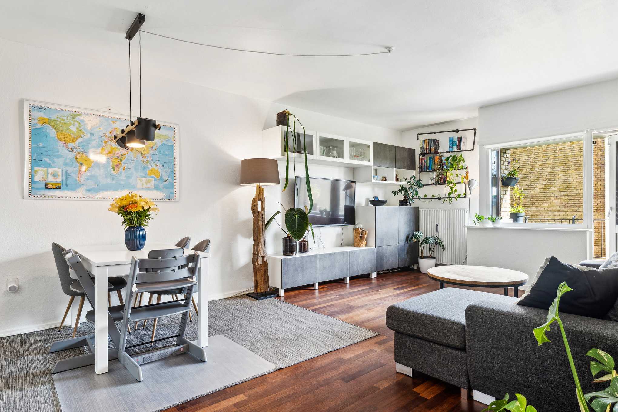 Fremhævet stue billede i fuldskærmstilstand. Billede af Århusvej 22C, 1. tv., 8940 Randers SV