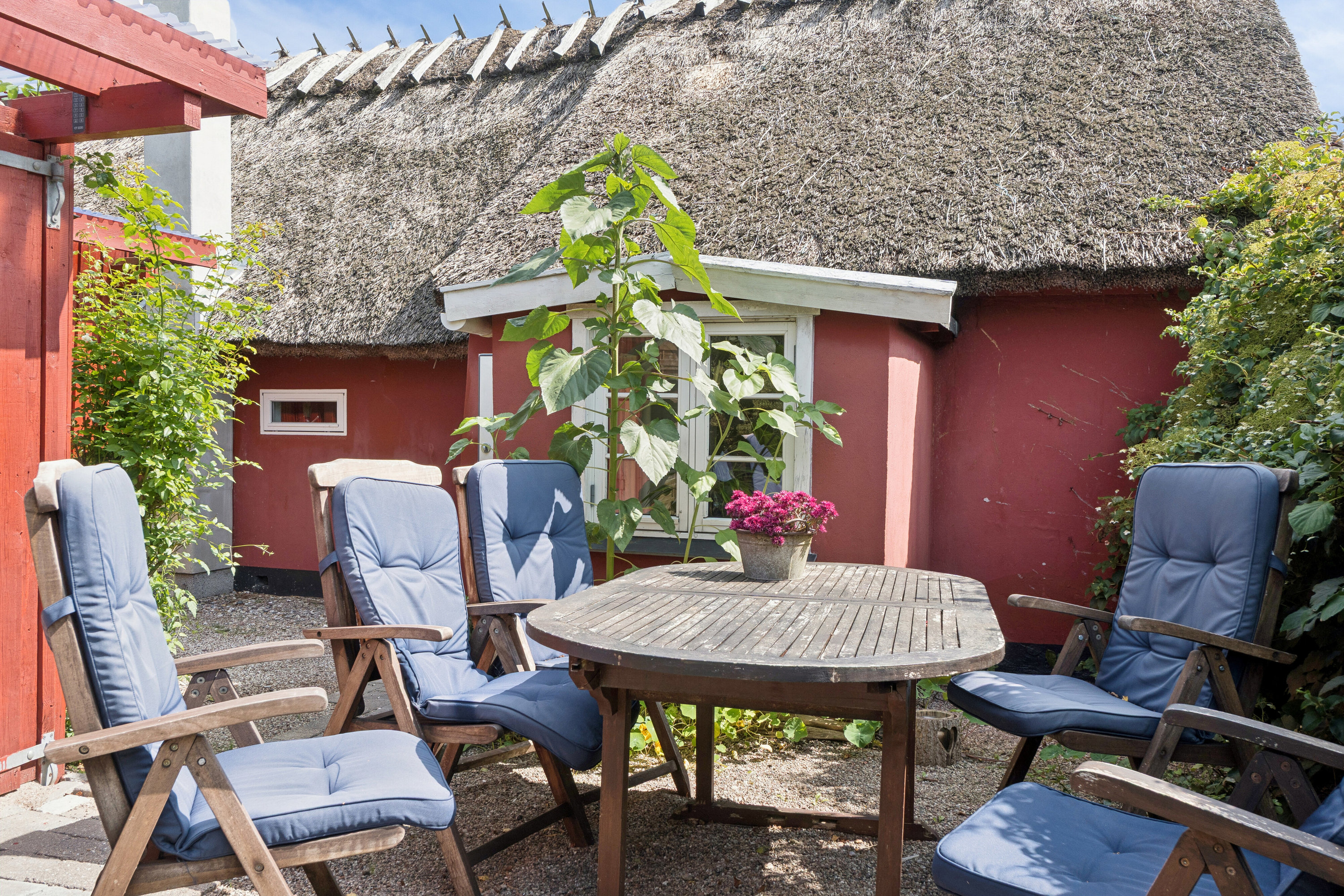 Fremhævet terrasse billede i fuldskærmstilstand. Billede af Smedestræde 2, Skibinge, 4720 Præstø