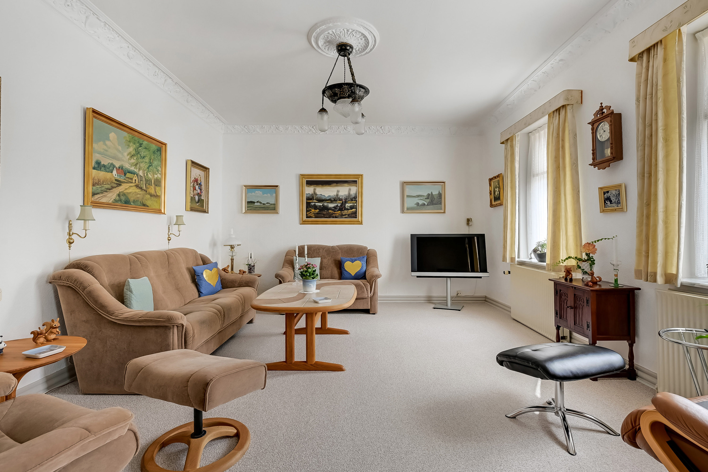 Fremhævet stue billede i fuldskærmstilstand. Billede af Danmarksgade 43, 7600 Struer