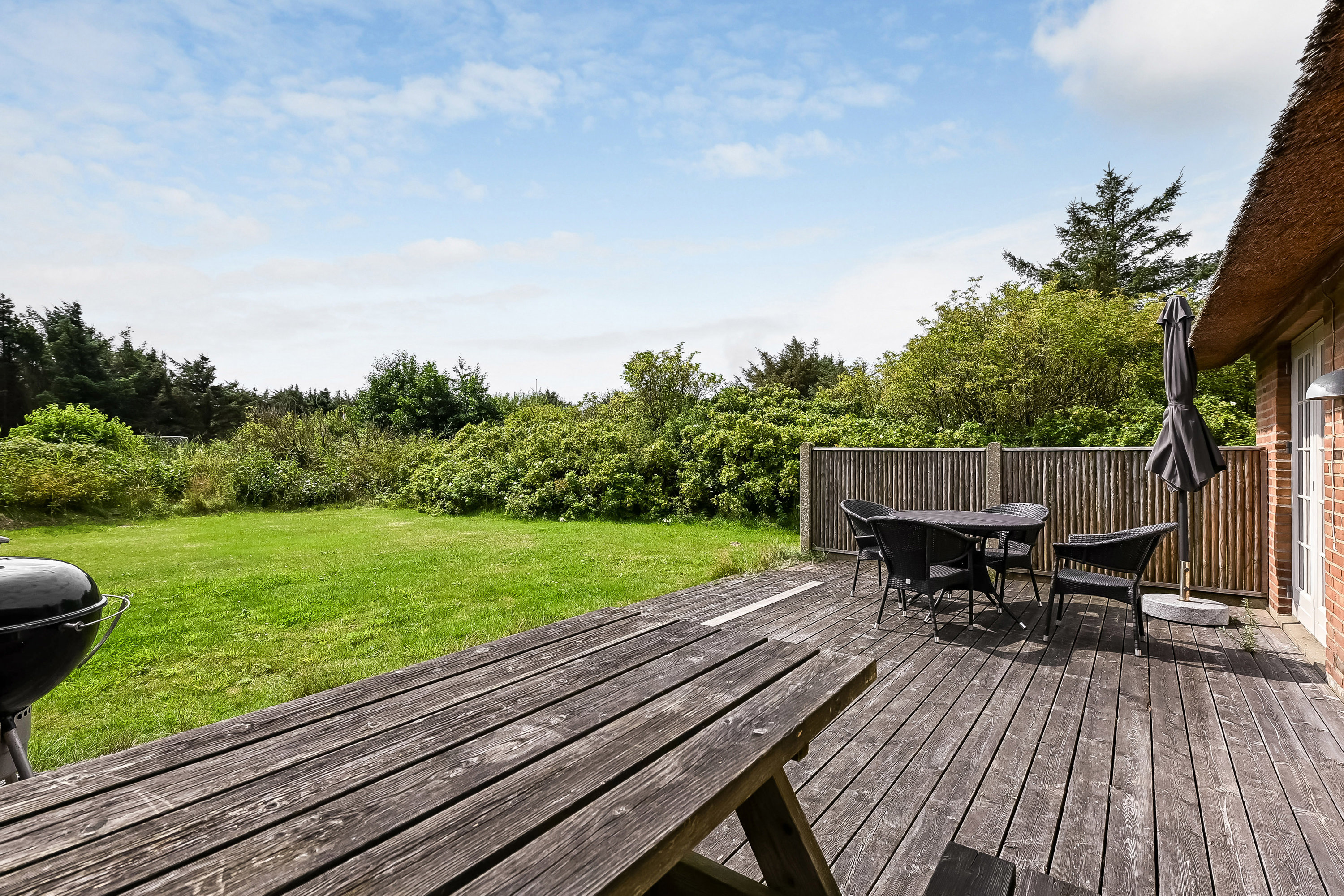 Fremhævet terrasse billede i fuldskærmstilstand. Billede af Sundhuse 26, Vedersø, 6990 Ulfborg