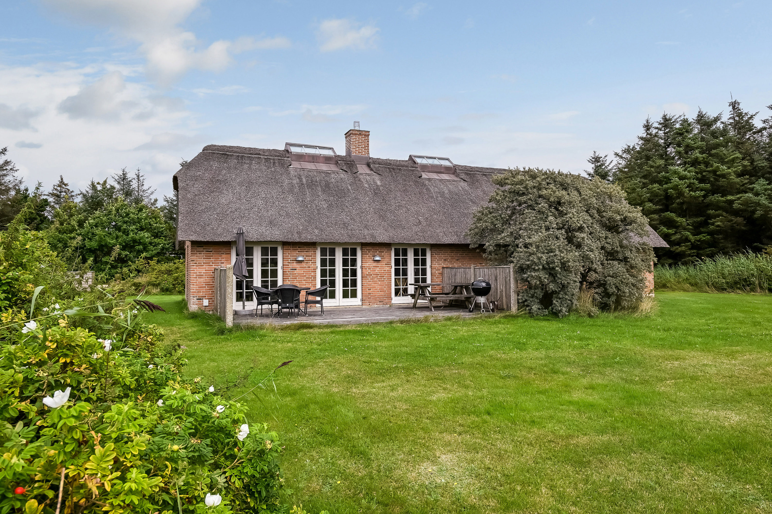 Fremhævet ejendommen billede i fuldskærmstilstand. Billede af Sundhuse 26, Vedersø, 6990 Ulfborg