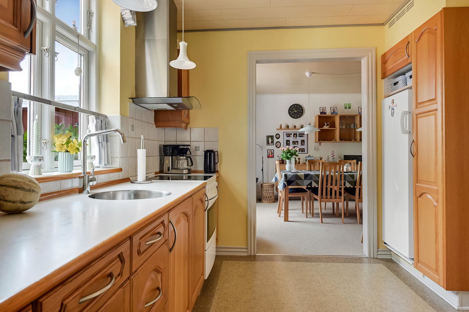 Fremhævet køkken billede i fuldskærmstilstand. Billede af Danmarksgade 43, 7600 Struer