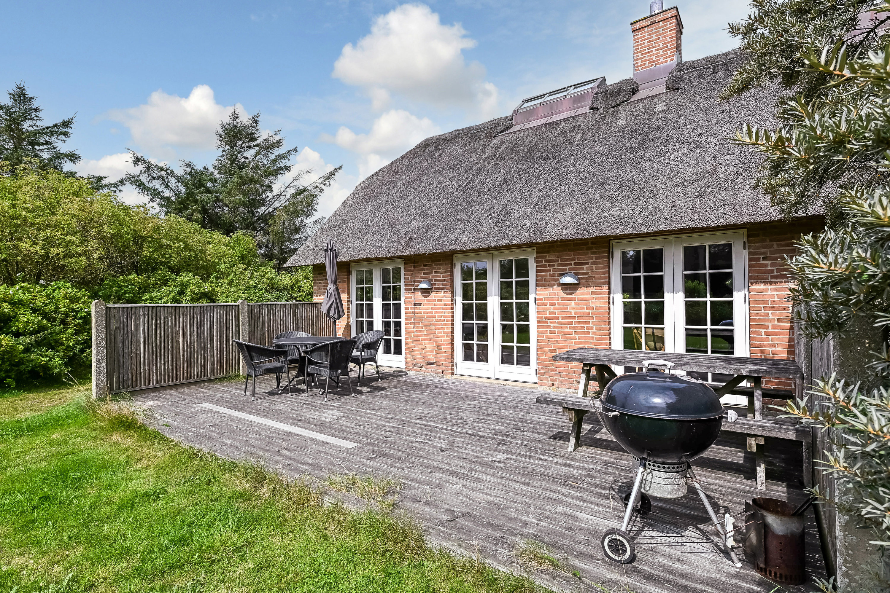 Fremhævet terrasse billede i fuldskærmstilstand. Billede af Sundhuse 26, Vedersø, 6990 Ulfborg