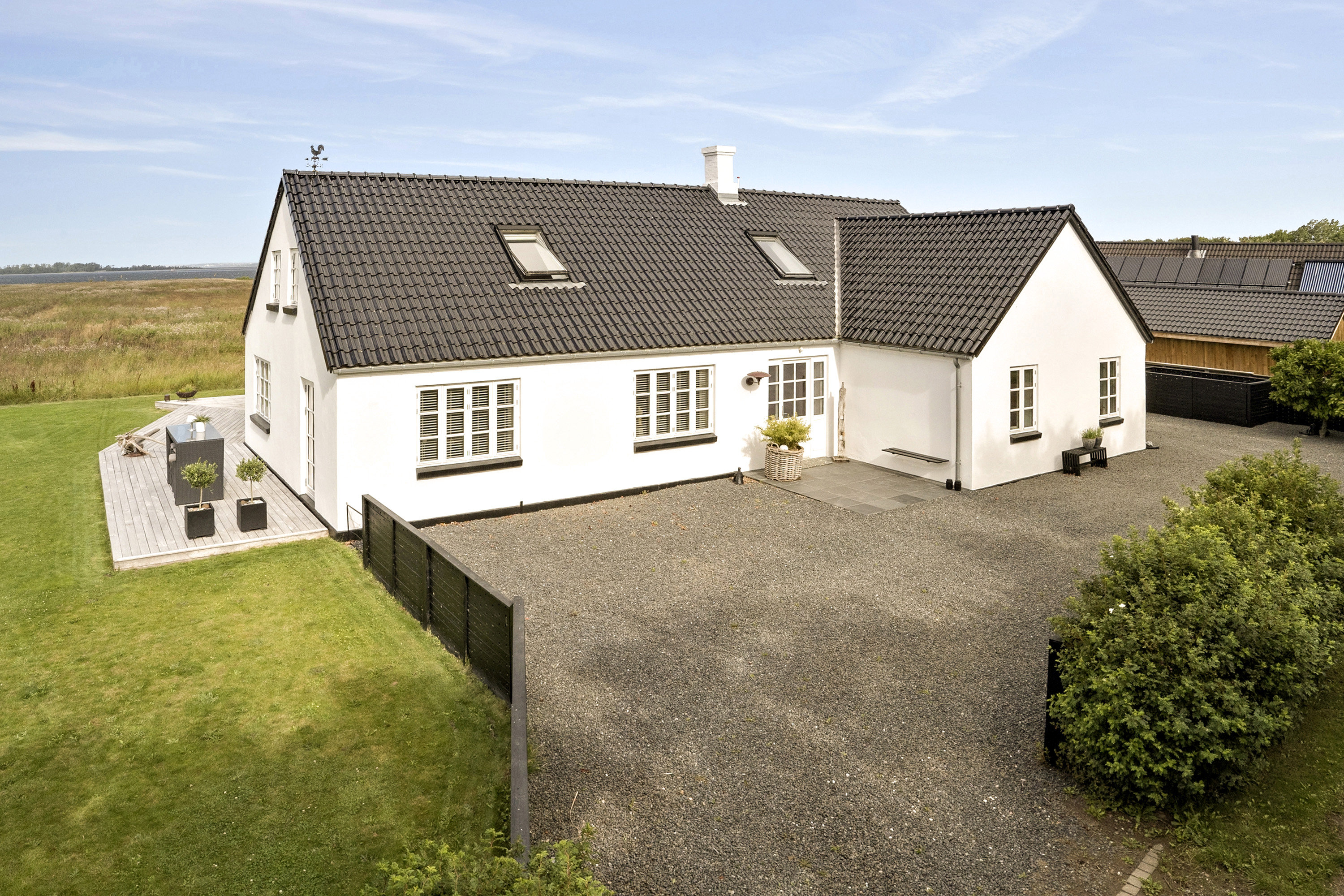 Fremhævet ejendommen billede i fuldskærmstilstand. Billede af Nordre Strandvej 5, Hjarnø, 7130 Juelsminde