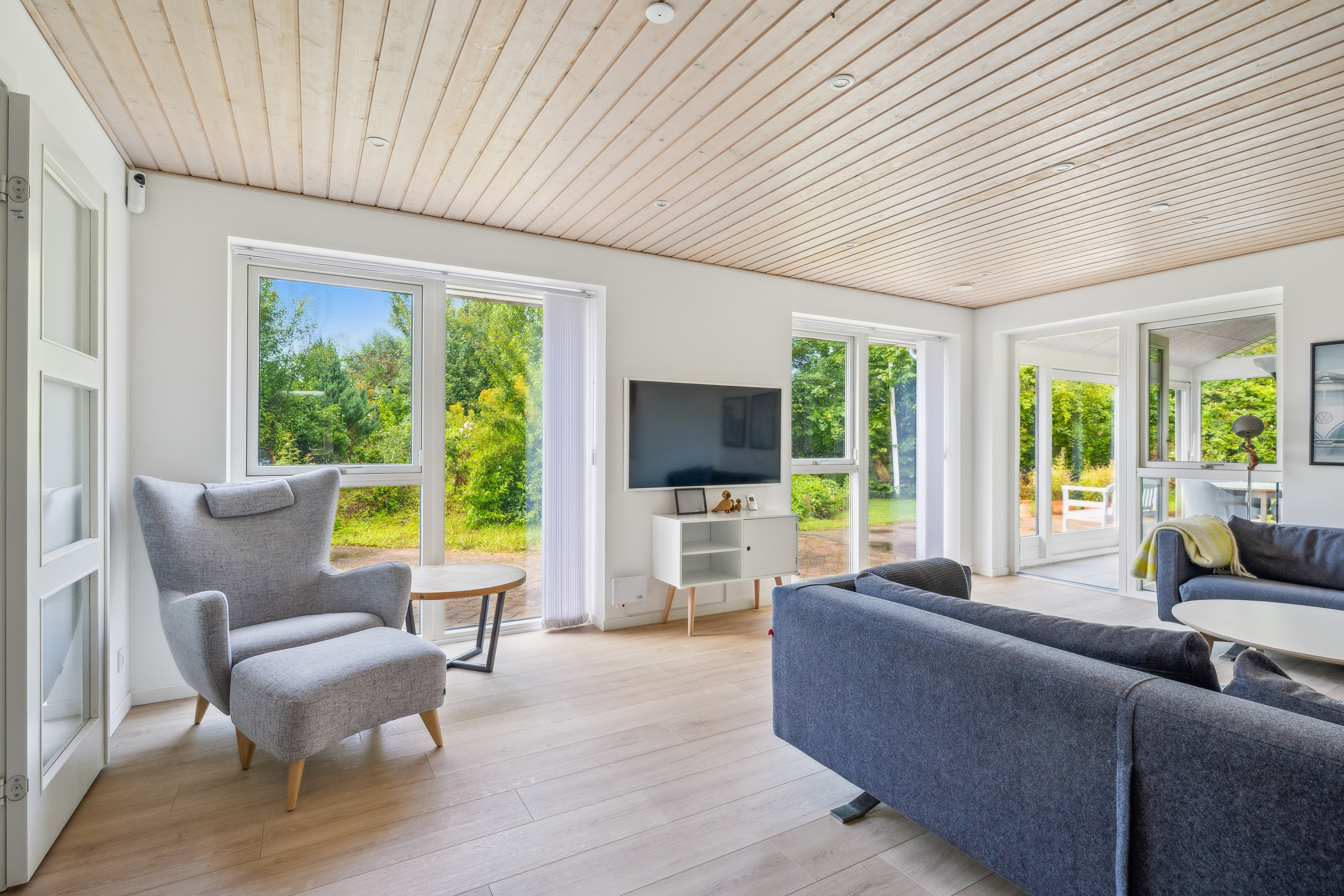 Fremhævet stue billede i fuldskærmstilstand. Billede af Egå Møllevej 160, 8250 Egå