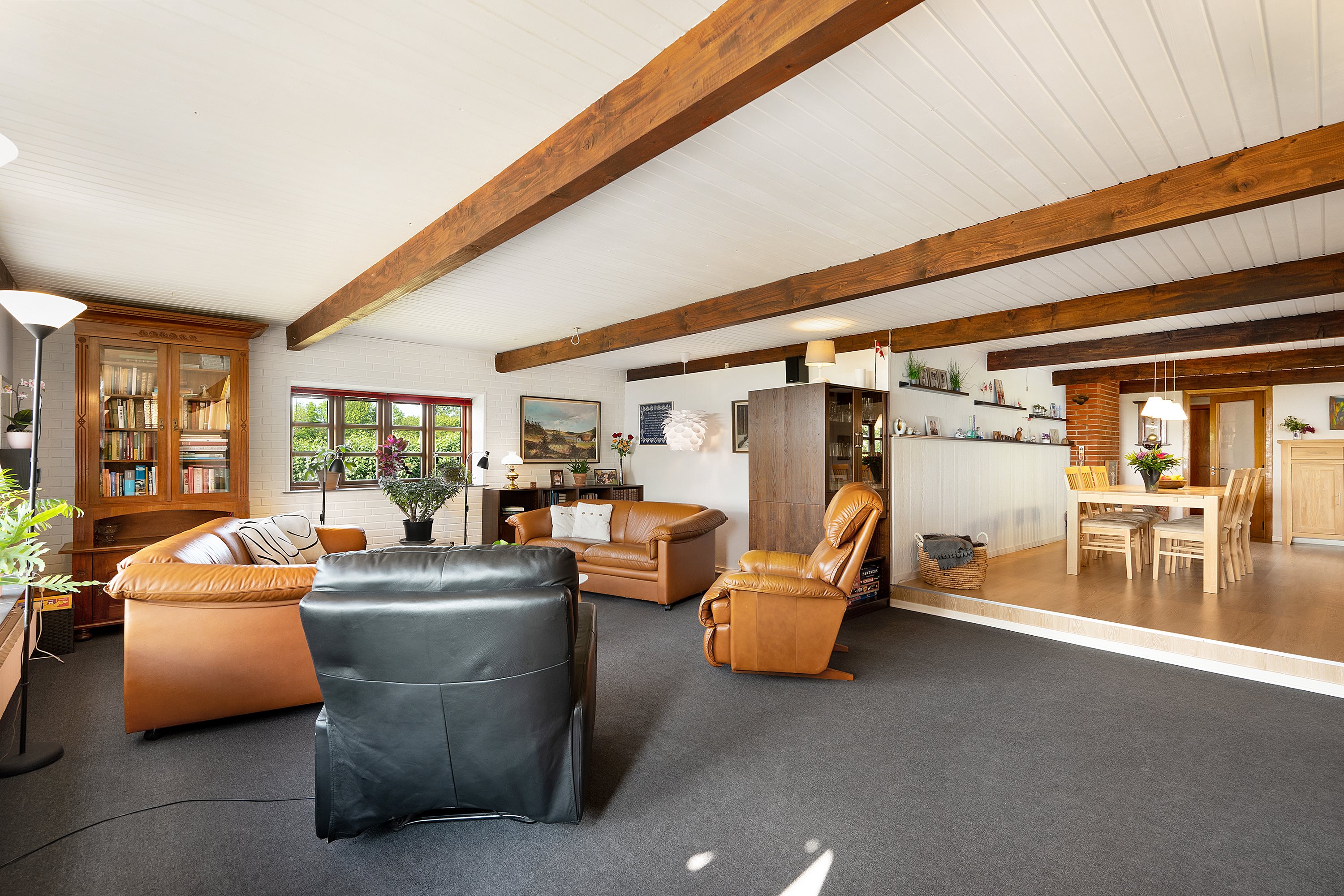 Fremhævet stue billede i fuldskærmstilstand. Billede af Mamrelundsvej 2, Vejlby, 8961 Allingåbro