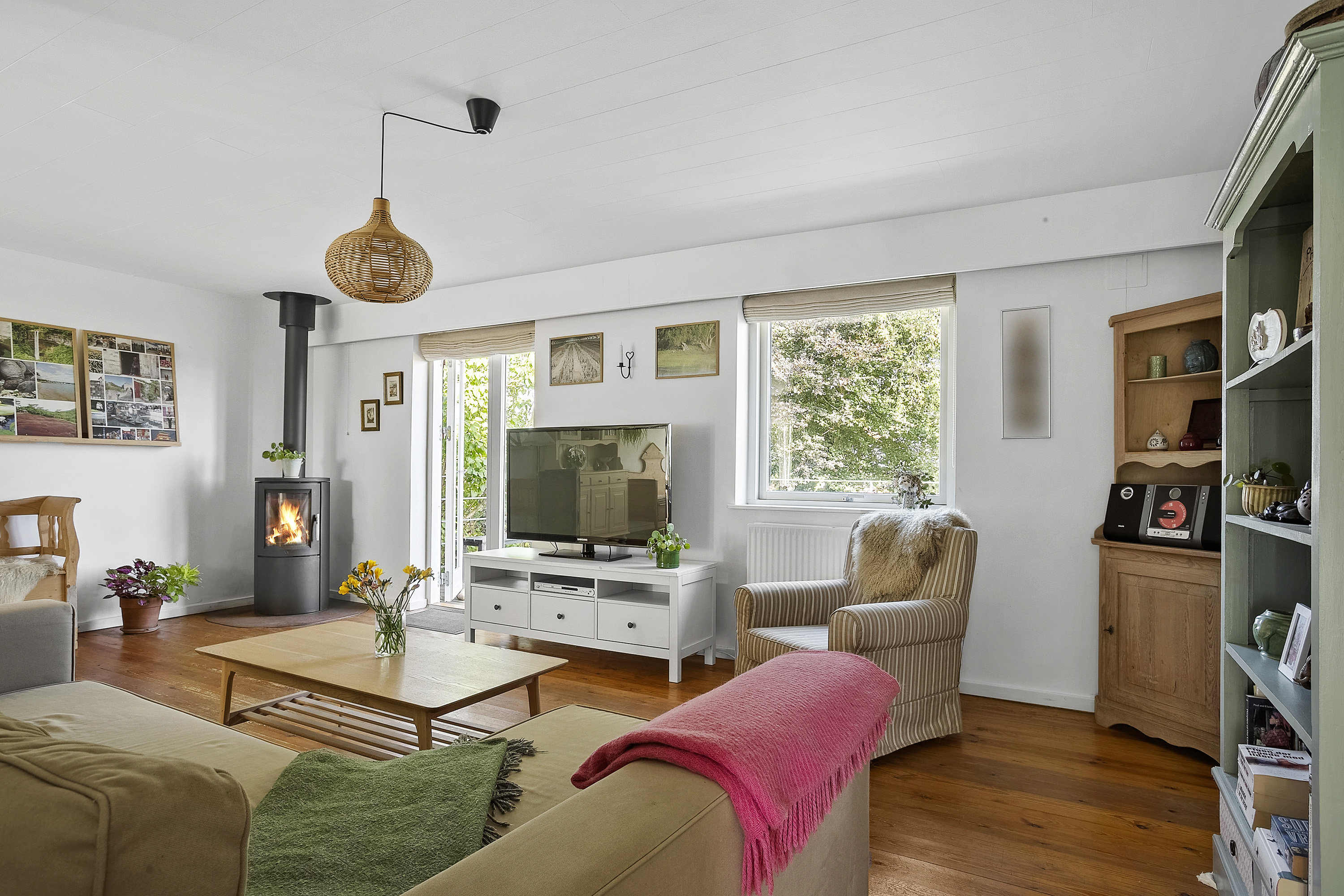 Fremhævet stue billede i fuldskærmstilstand. Billede af Hestehaven 32, Marstrup, 6100 Haderslev