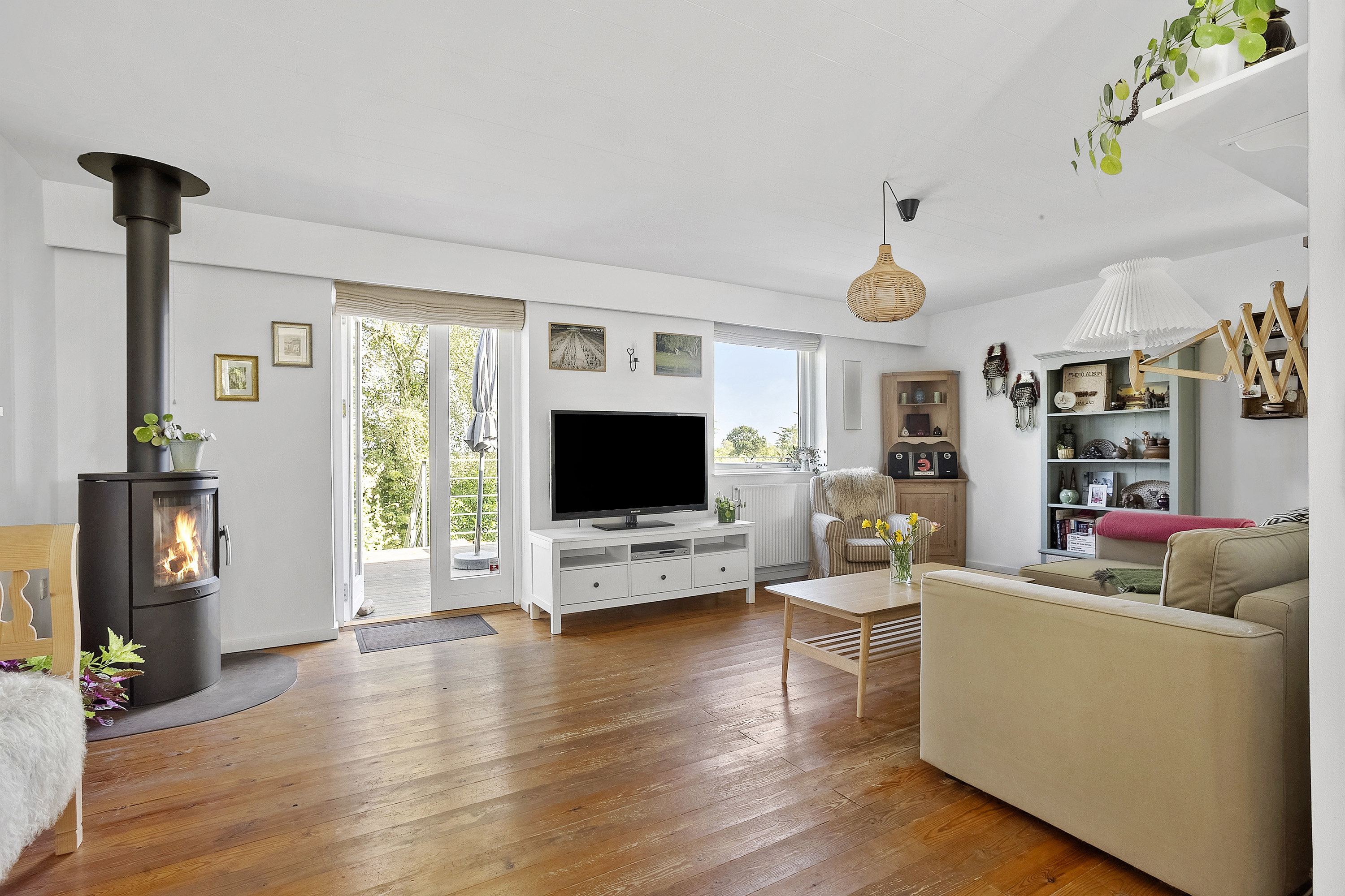 Fremhævet stue billede i fuldskærmstilstand. Billede af Hestehaven 32, Marstrup, 6100 Haderslev