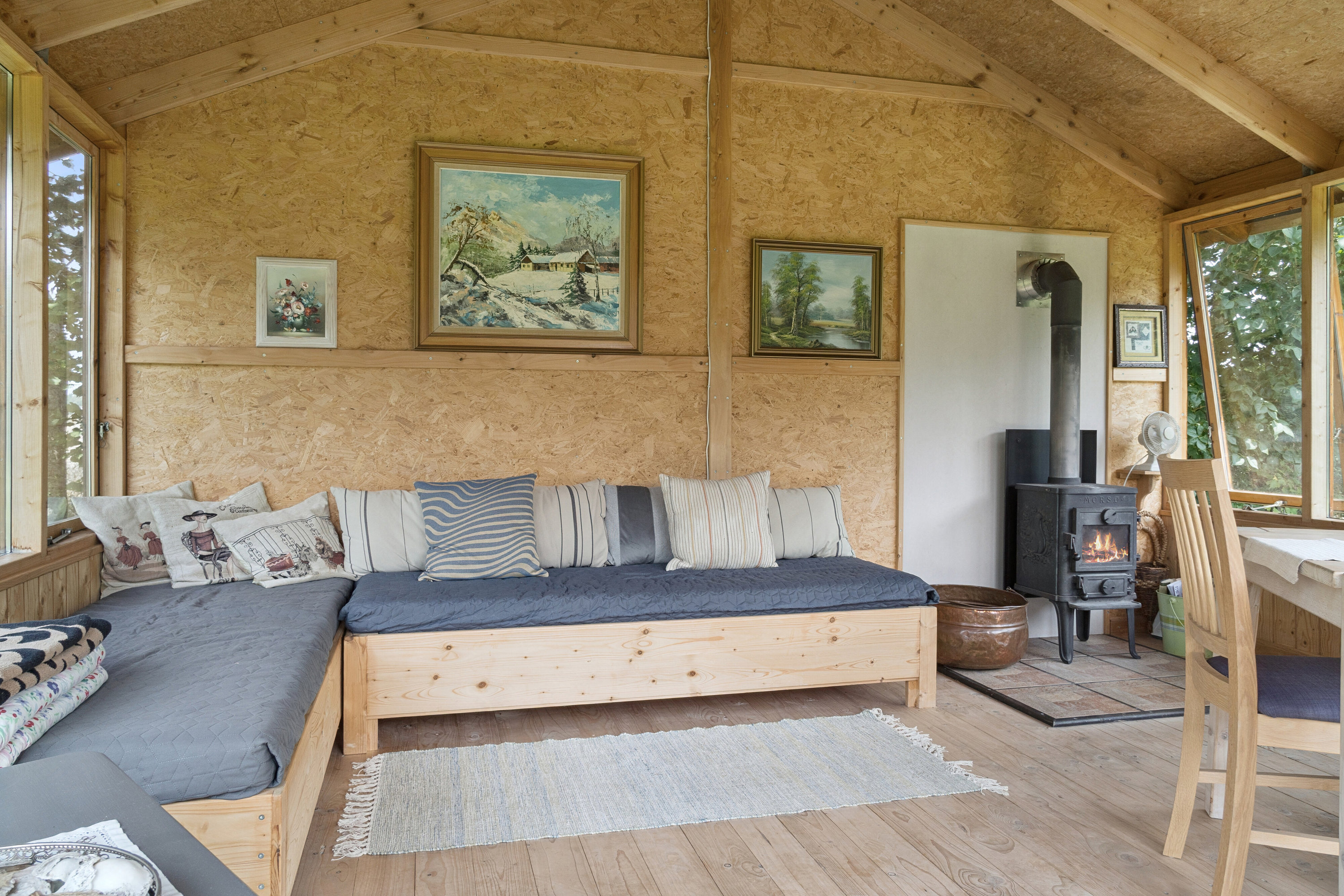 Fremhævet stue billede i fuldskærmstilstand. Billede af Vesterskovvej 11, Bårse, 4750 Lundby