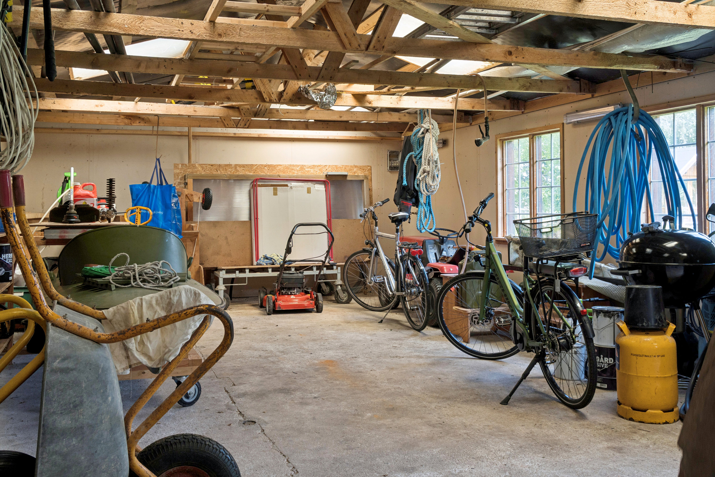 Fremhævet garage billede i fuldskærmstilstand. Billede af Vesterskovvej 11, Bårse, 4750 Lundby