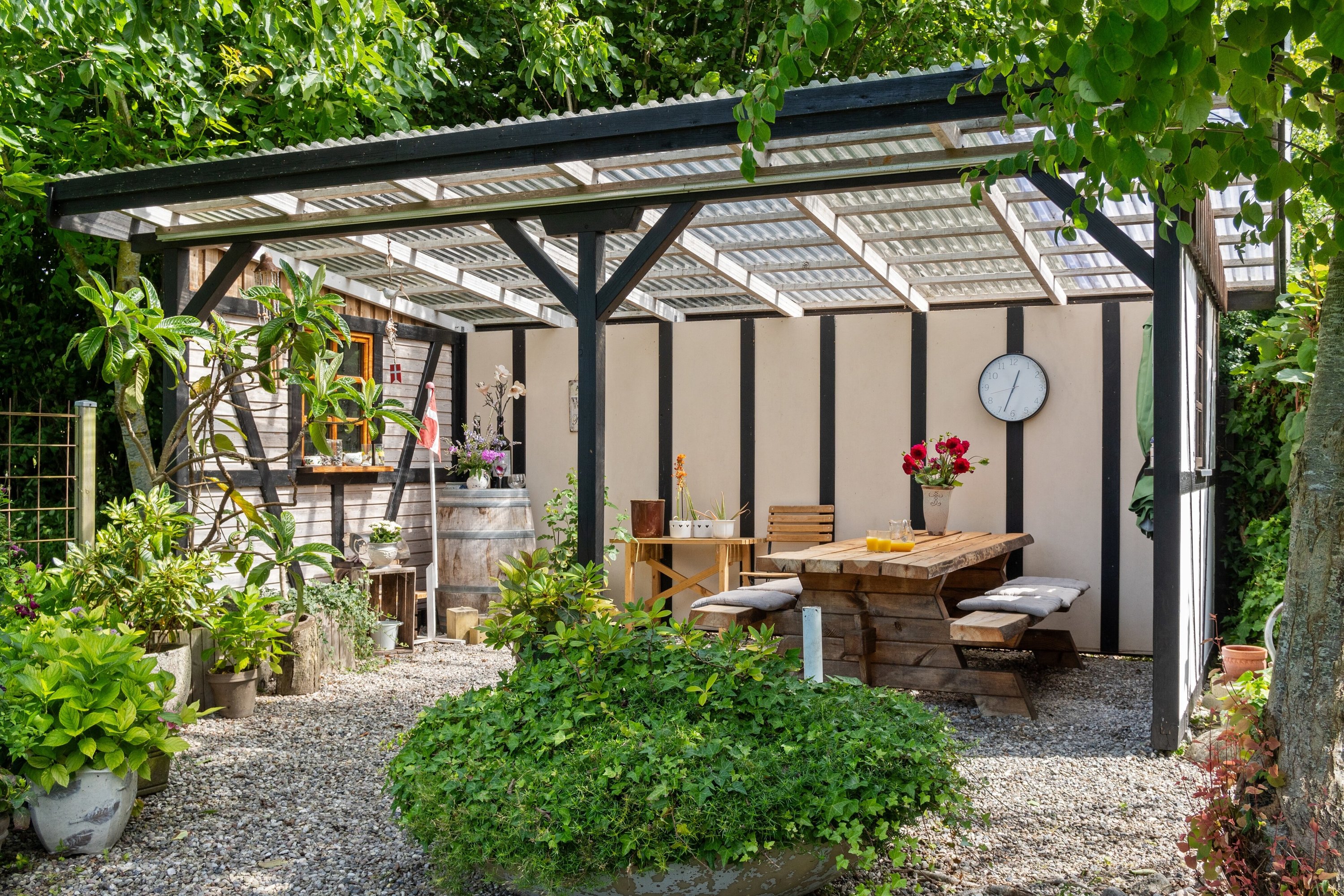 Fremhævet set fra haven billede i fuldskærmstilstand. Billede af Vesterskovvej 11, Bårse, 4750 Lundby