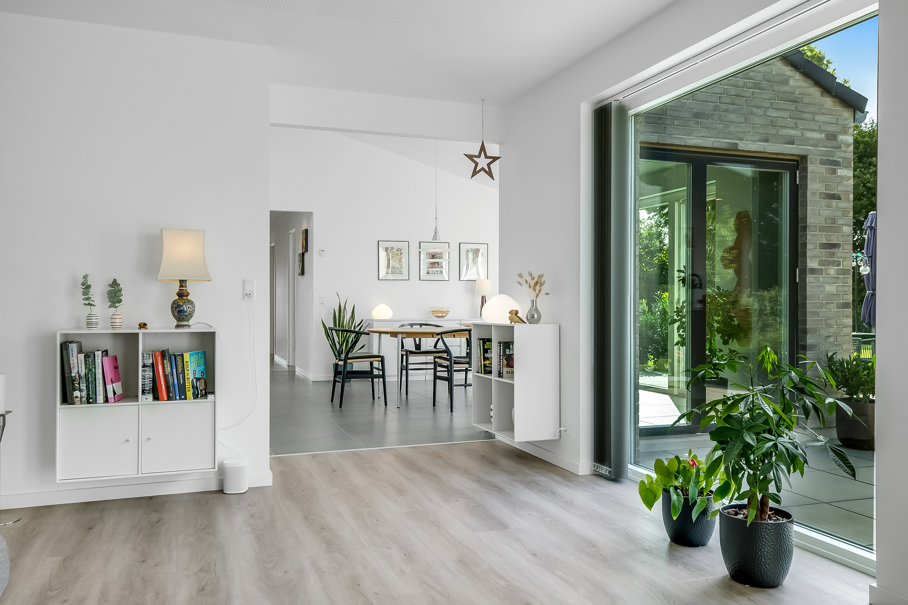 Fremhævet stue billede i fuldskærmstilstand. Billede af Hørvænget 13, Vonsild, 6000 Kolding