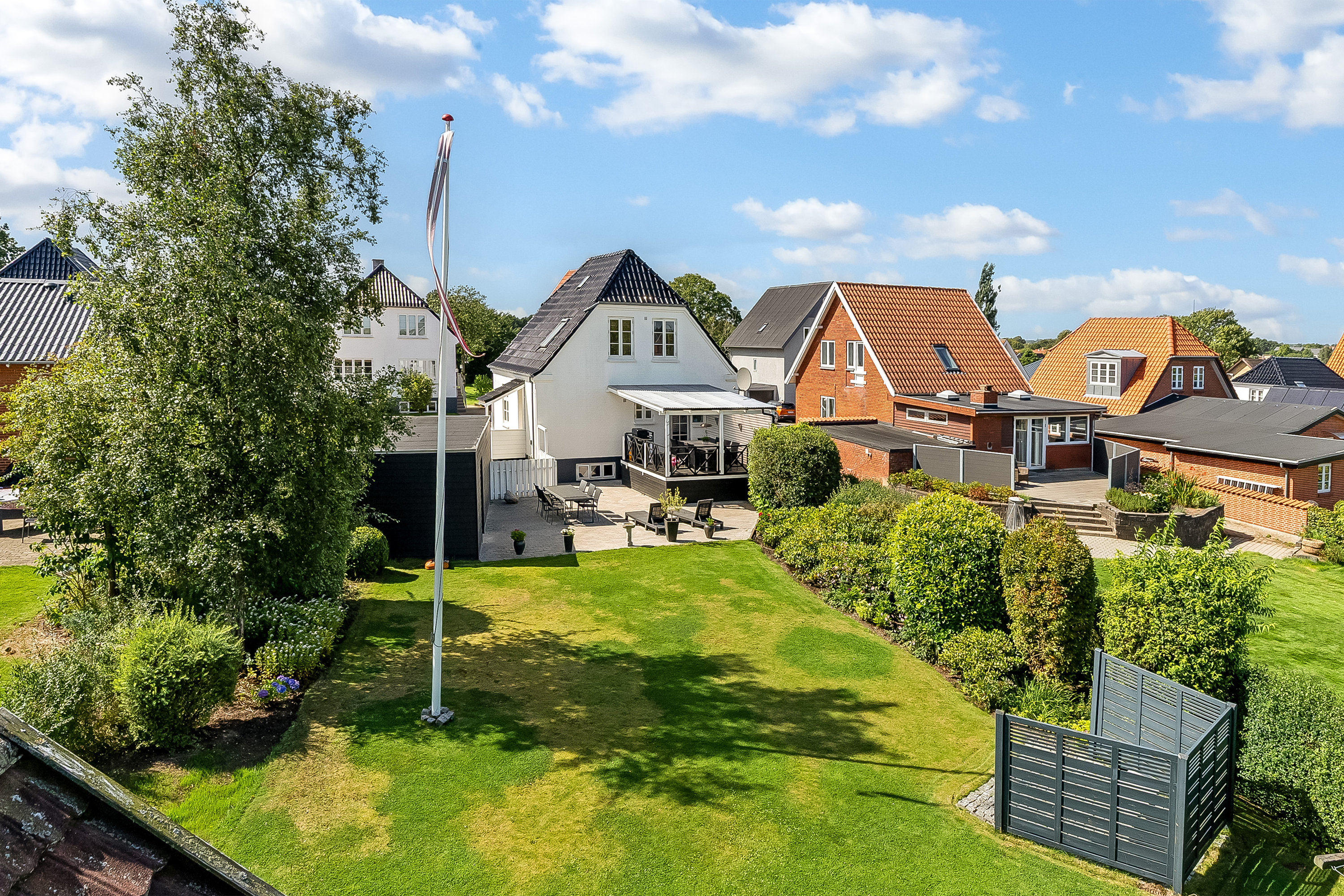 Fremhævet mastefoto billede i fuldskærmstilstand. Billede af Brandorffsvej 13, 6000 Kolding