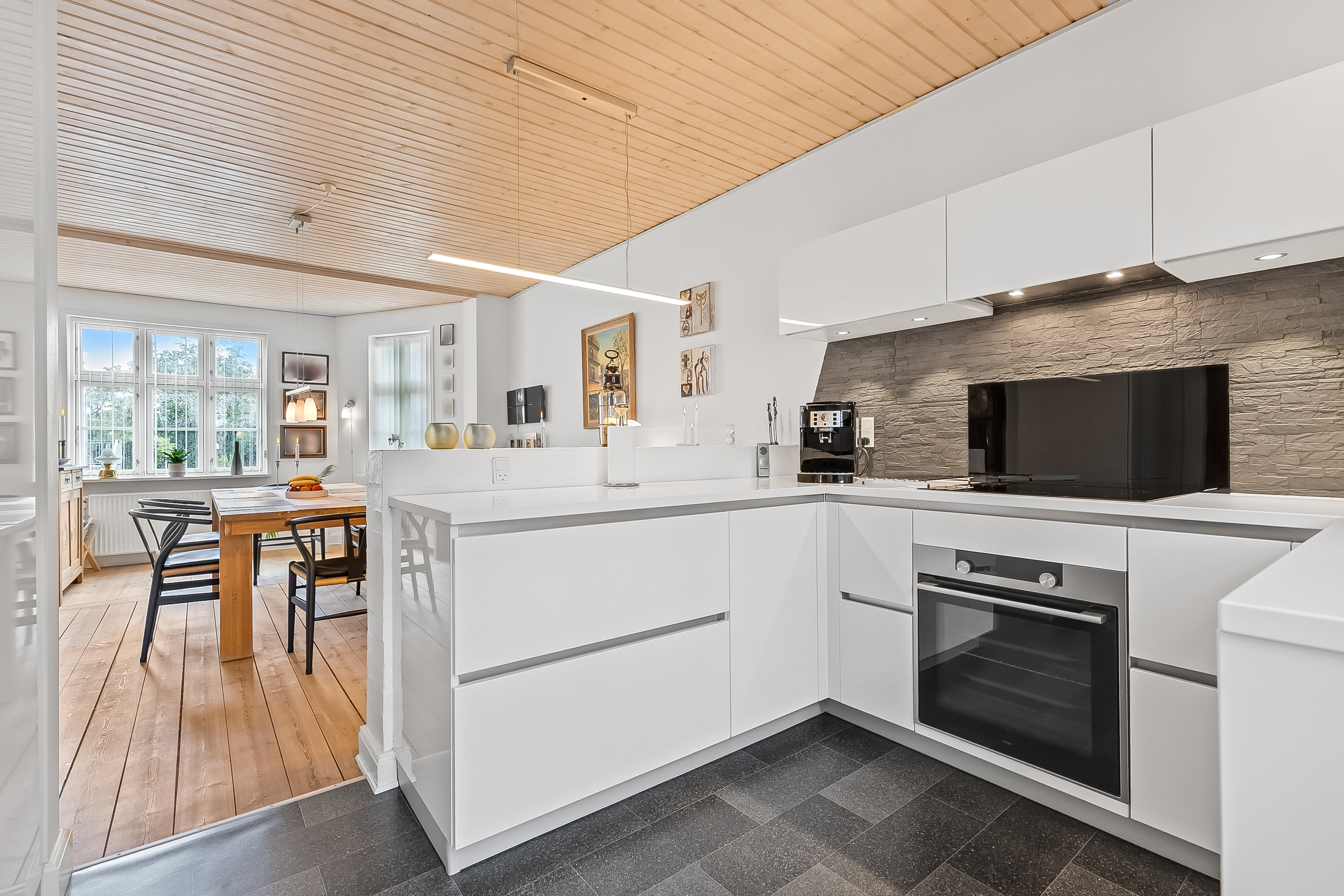 Fremhævet køkken billede i fuldskærmstilstand. Billede af Brandorffsvej 13, 6000 Kolding