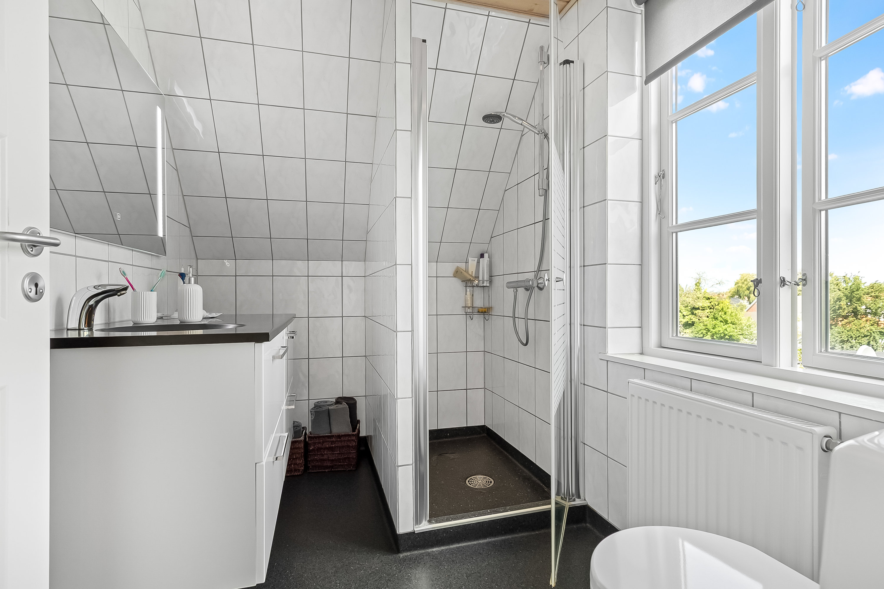 Fremhævet badeværelse billede i fuldskærmstilstand. Billede af Brandorffsvej 13, 6000 Kolding