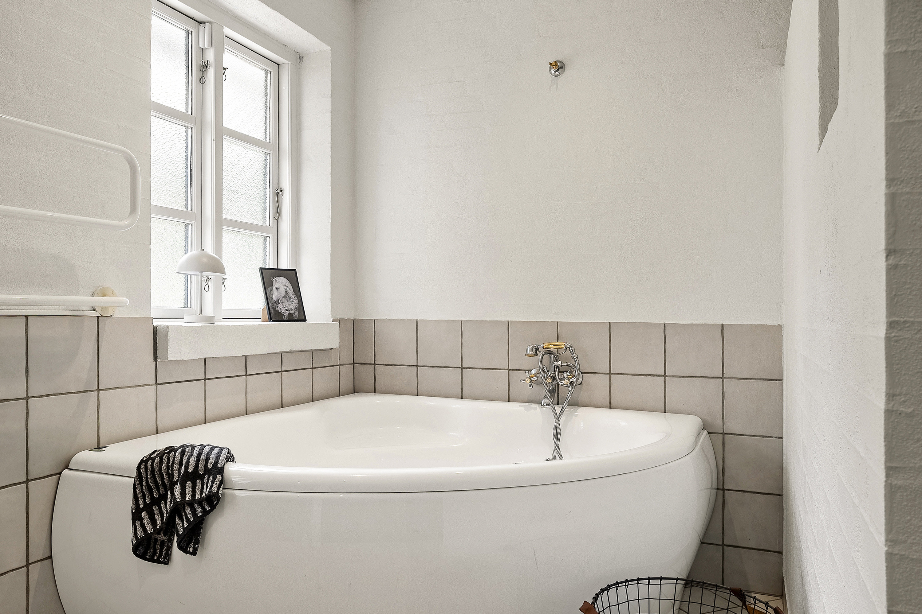 Fremhævet badeværelse billede i fuldskærmstilstand. Billede af Gestenvej 31, 6600 Vejen