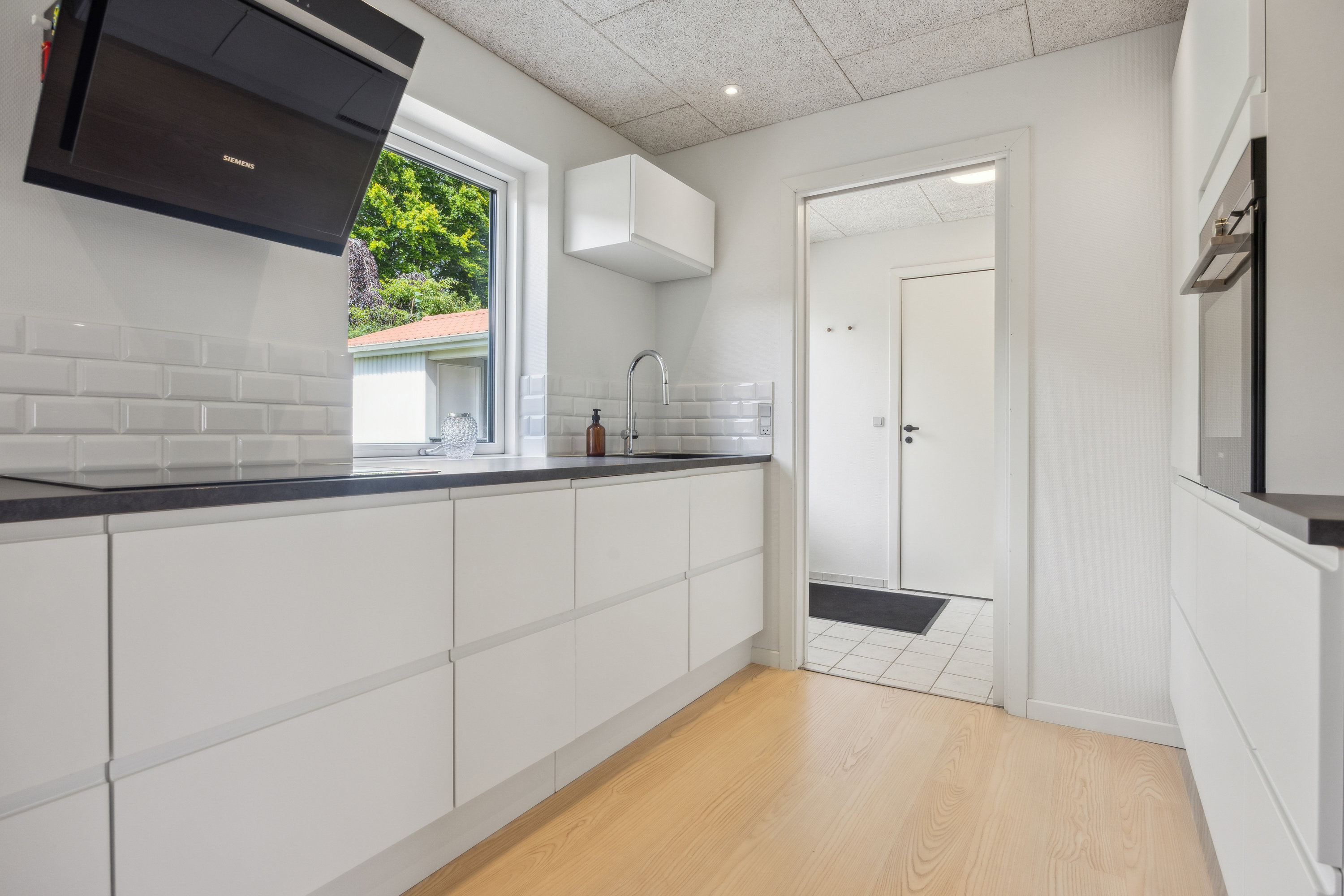 Fremhævet køkken billede i fuldskærmstilstand. Billede af Pumpestræde 12A, 9230 Svenstrup J