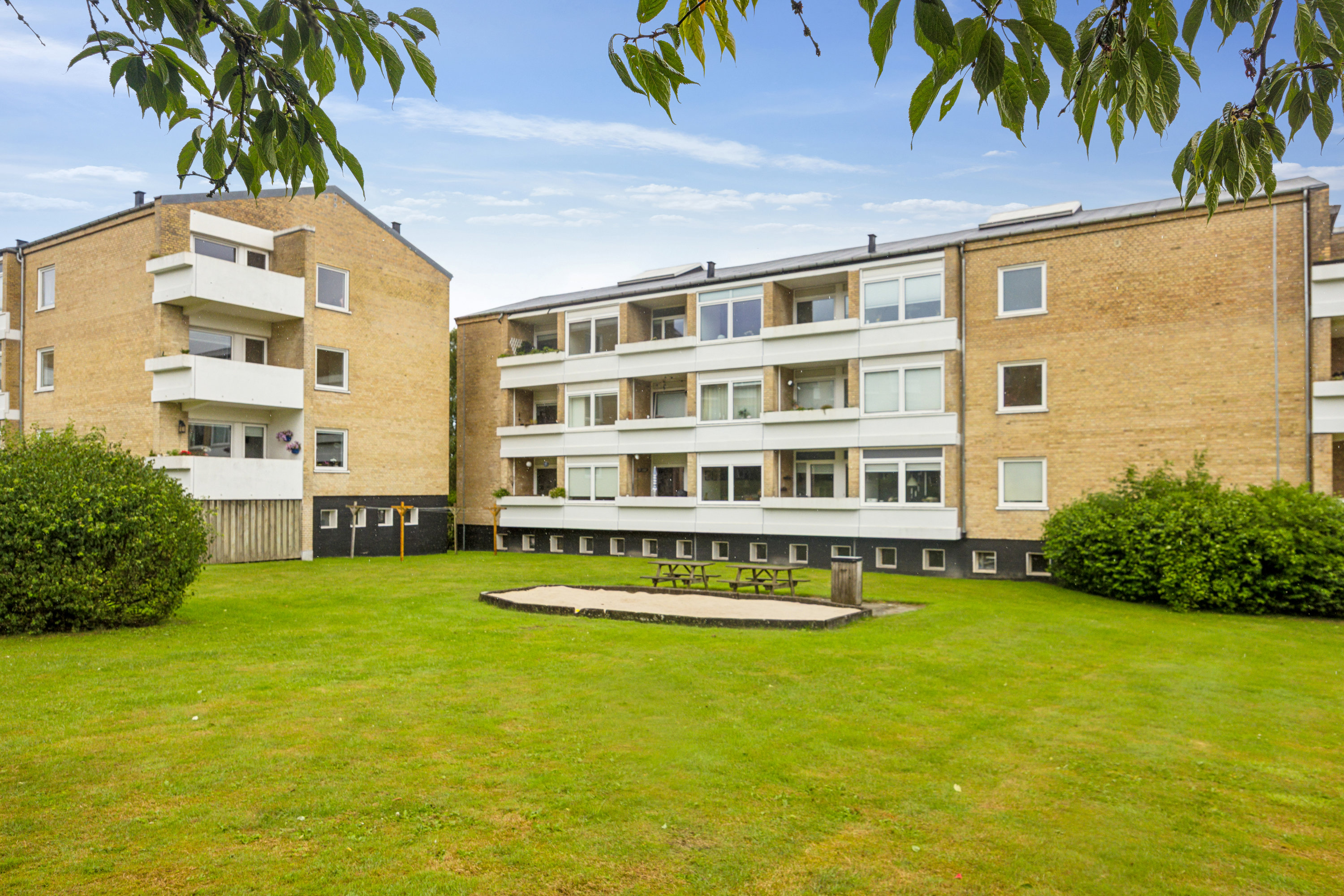 Fremhævet ejendom 1 billede i fuldskærmstilstand. Billede af Provstejorden 10, 1. tv., 9000 Aalborg