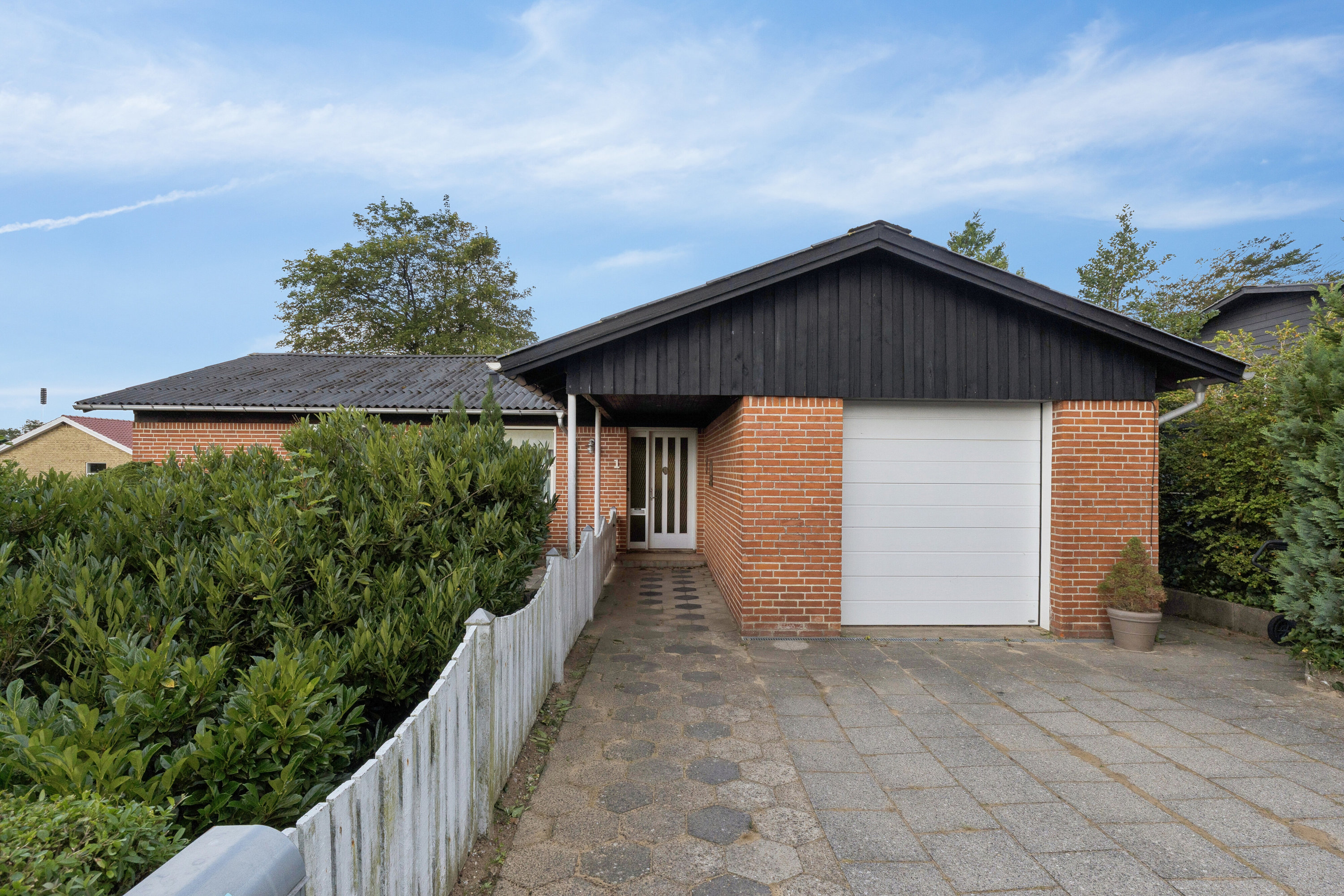 Fremhævet ejendommen billede i fuldskærmstilstand. Billede af Irisvej 1, 9800 Hjørring