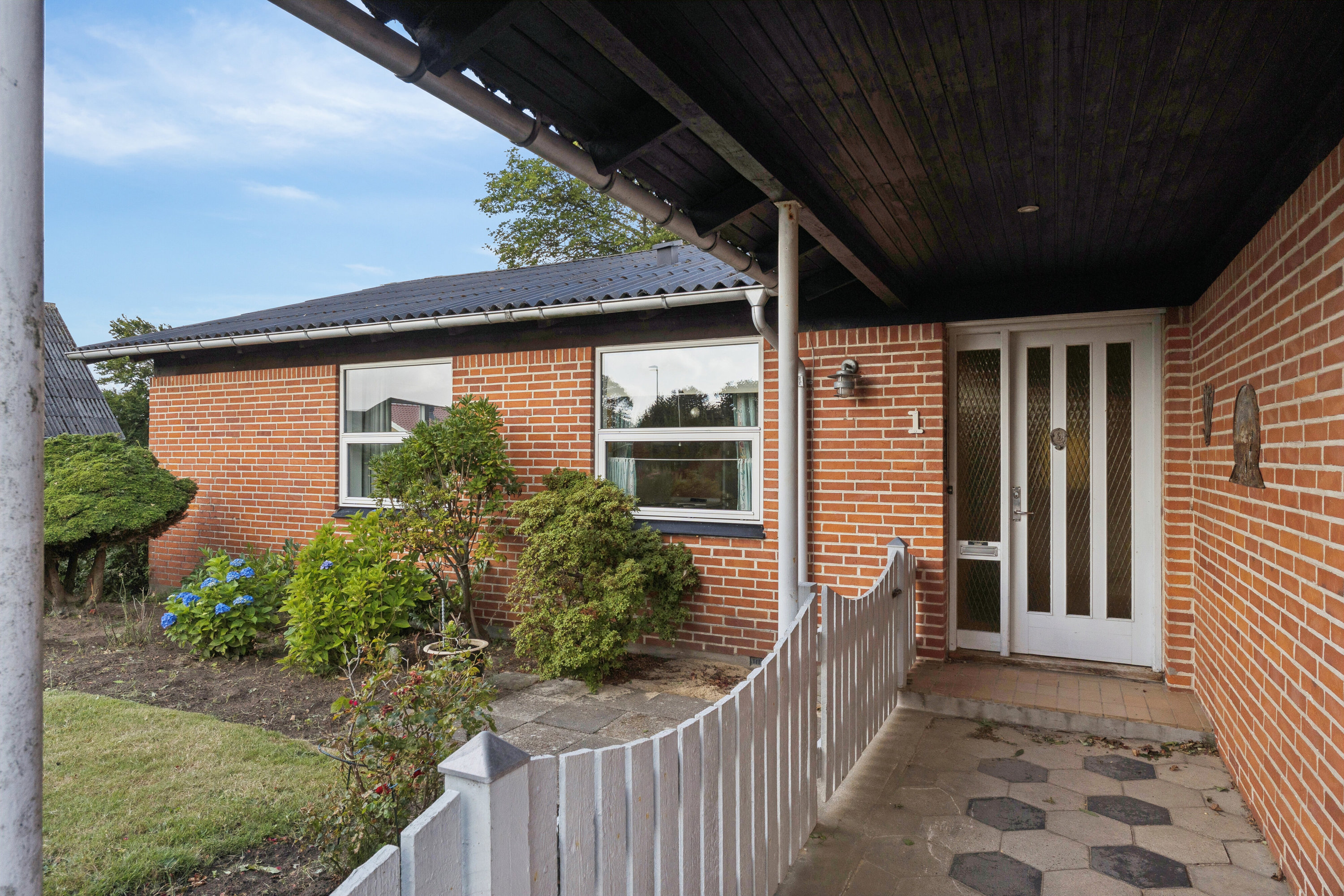 Fremhævet ejendommen billede i fuldskærmstilstand. Billede af Irisvej 1, 9800 Hjørring