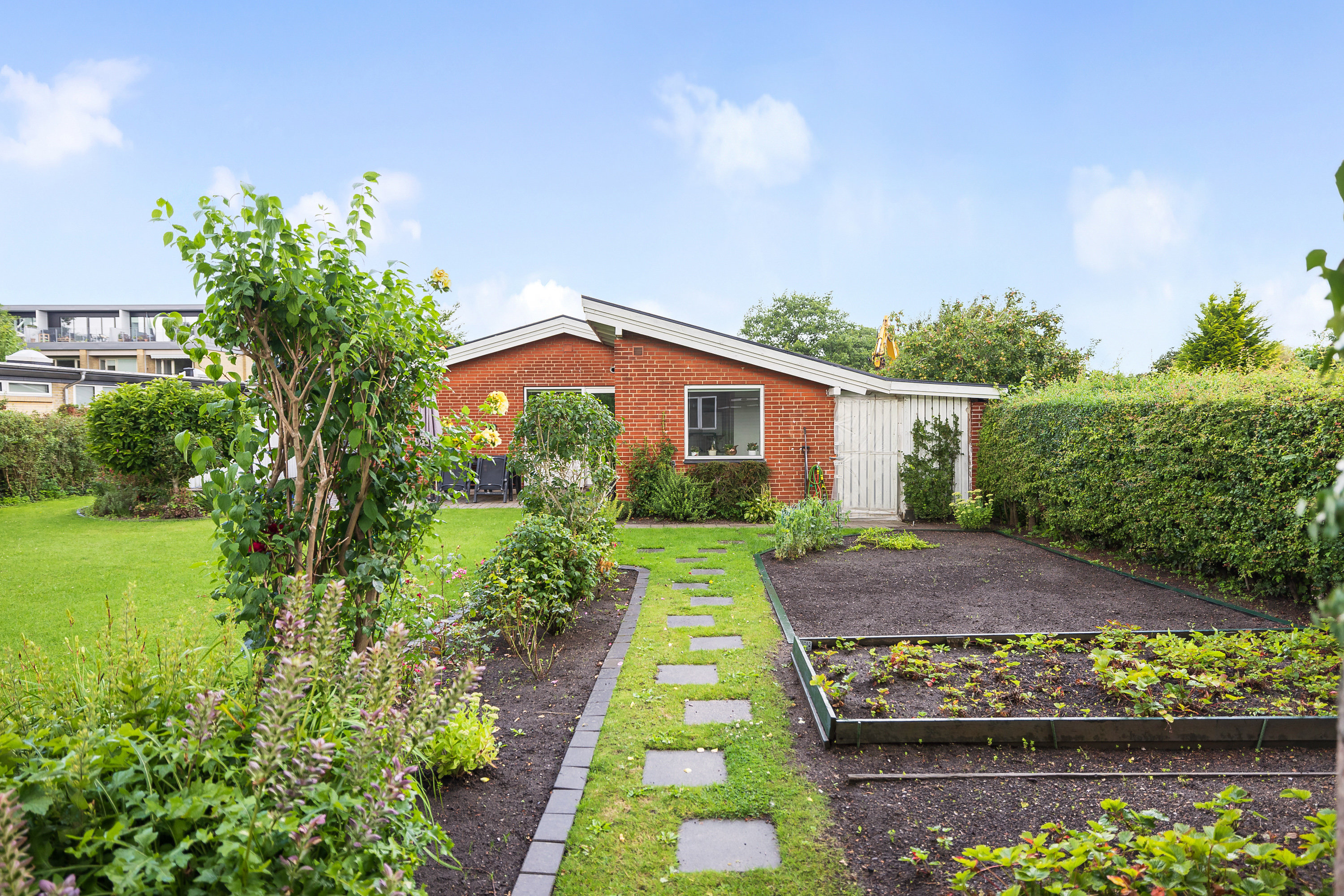 Fremhævet ejendommen billede i fuldskærmstilstand. Billede af Risdalsvej 17, 8260 Viby J