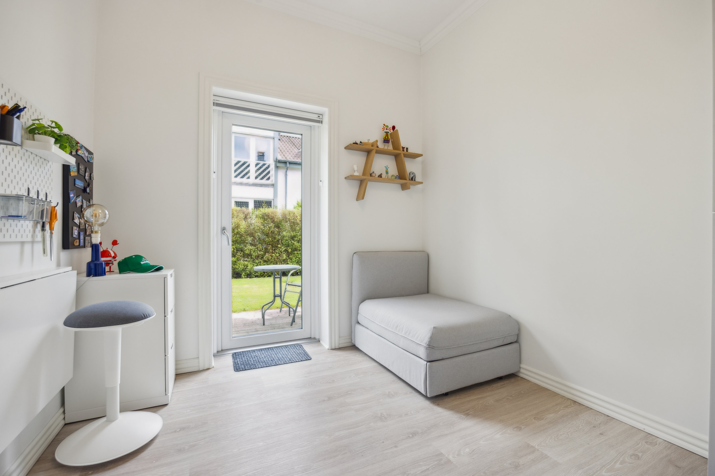 Fremhævet værelse billede i fuldskærmstilstand. Billede af Gugvej 125A, st.., Gug, 9210 Aalborg SØ