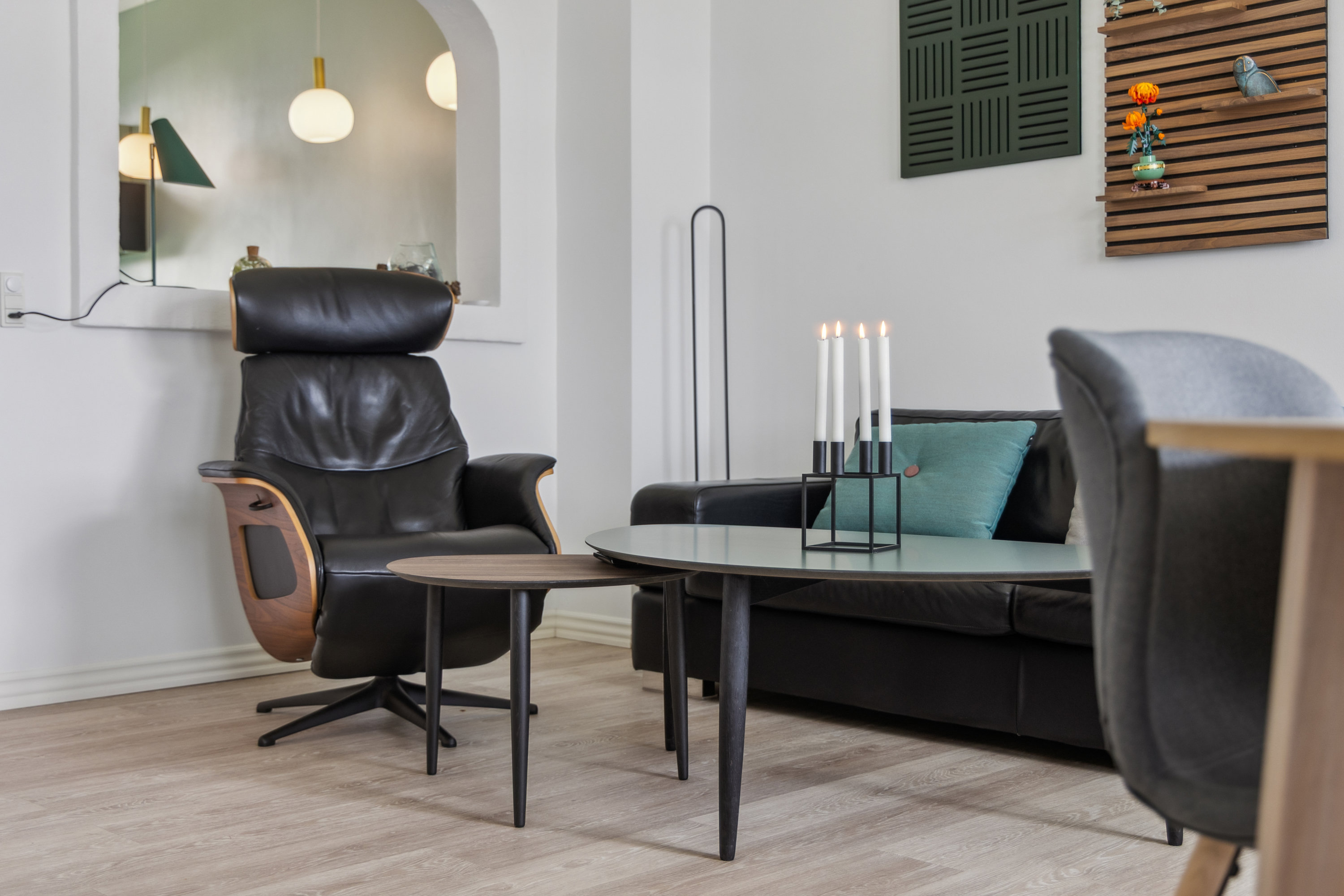 Fremhævet stue billede i fuldskærmstilstand. Billede af Gugvej 125A, st.., Gug, 9210 Aalborg SØ