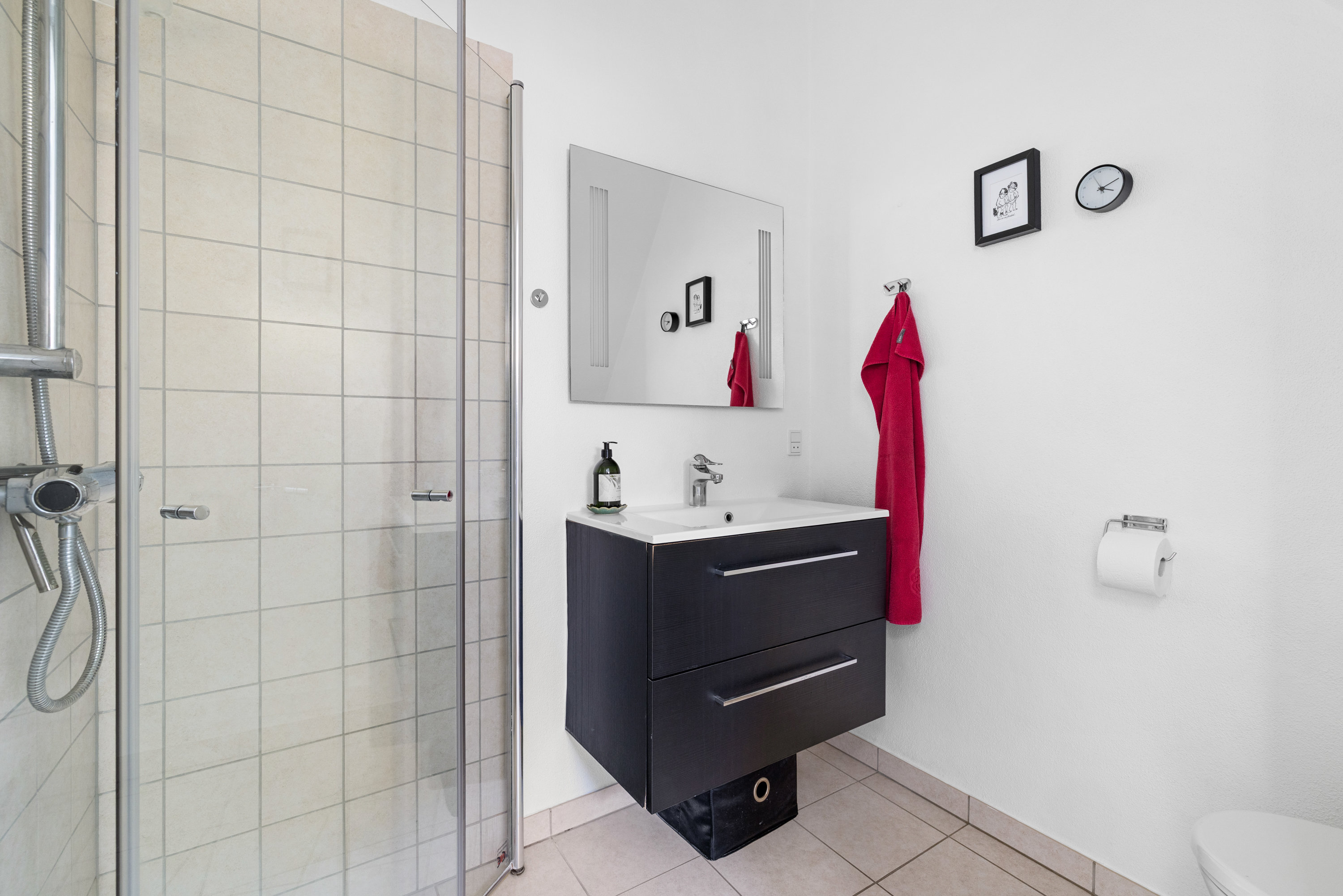 Fremhævet badeværelse billede i fuldskærmstilstand. Billede af Odensevej 2, 5600 Faaborg