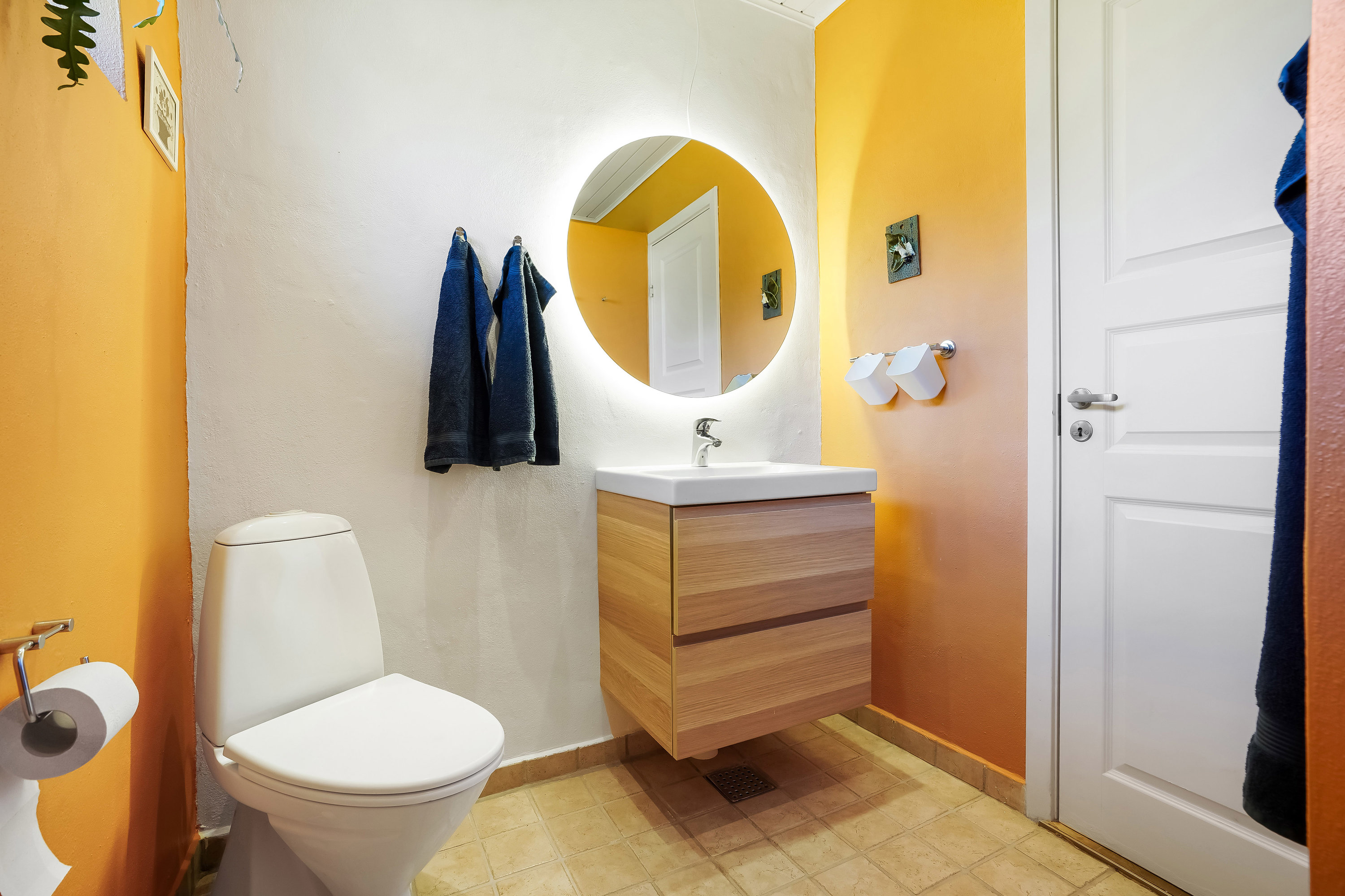 Fremhævet toilet billede i fuldskærmstilstand. Billede af Muslingevej 35, Seden, 5240 Odense NØ