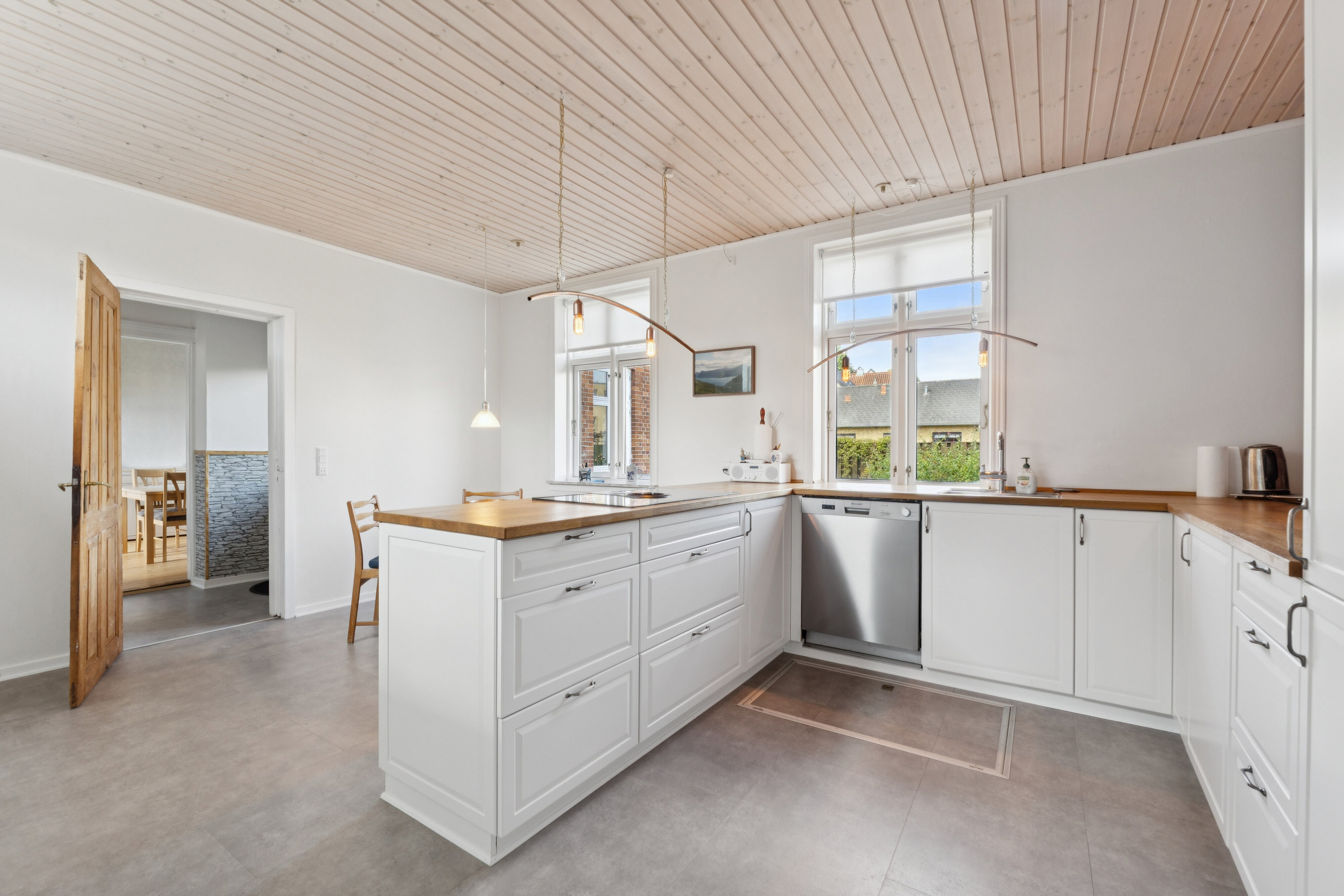 Fremhævet køkken billede i fuldskærmstilstand. Billede af Christianslundsvej 35, 5800 Nyborg