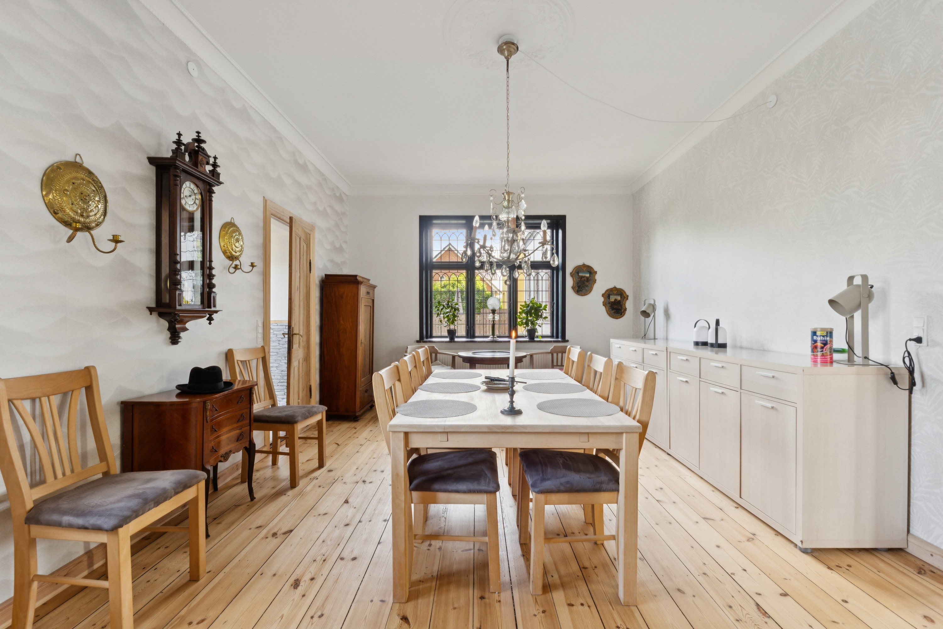 Fremhævet spisestue billede i fuldskærmstilstand. Billede af Christianslundsvej 35, 5800 Nyborg