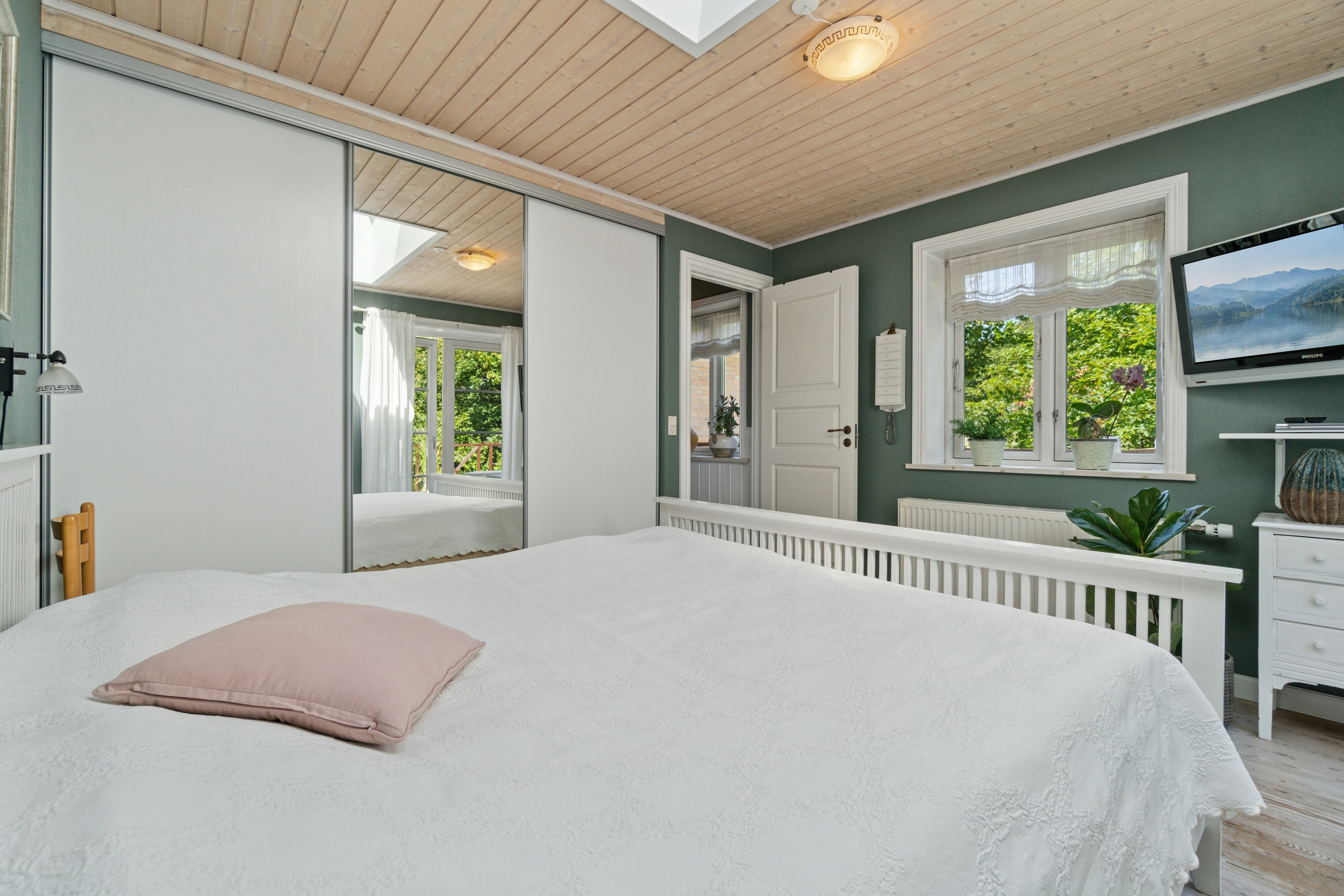 Fremhævet værelse billede i fuldskærmstilstand. Billede af Nordskovvej 5, Rønne, 3700 Rønne