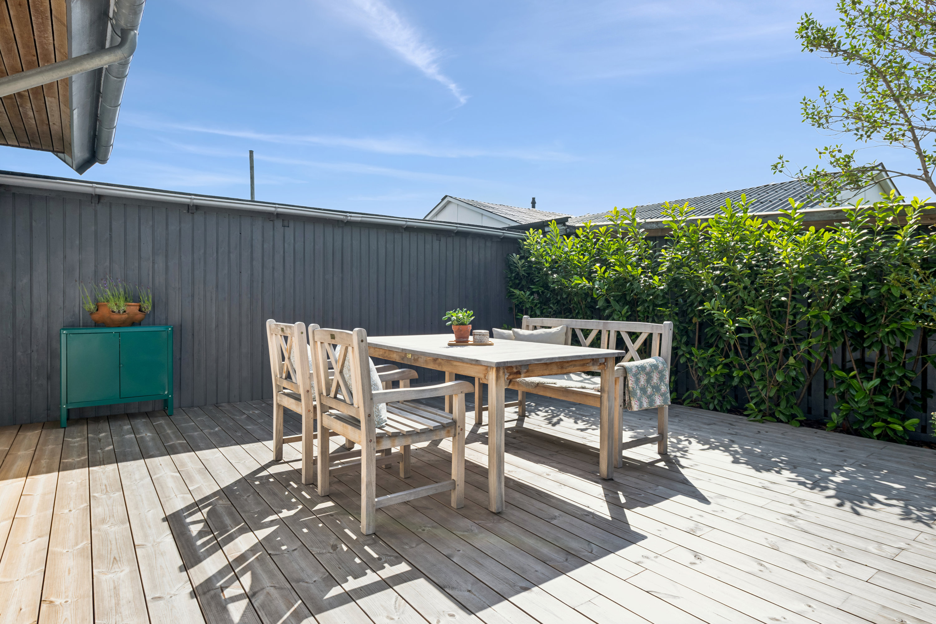 Fremhævet terrasse billede i fuldskærmstilstand. Billede af Solvænget 31, 2791 Dragør