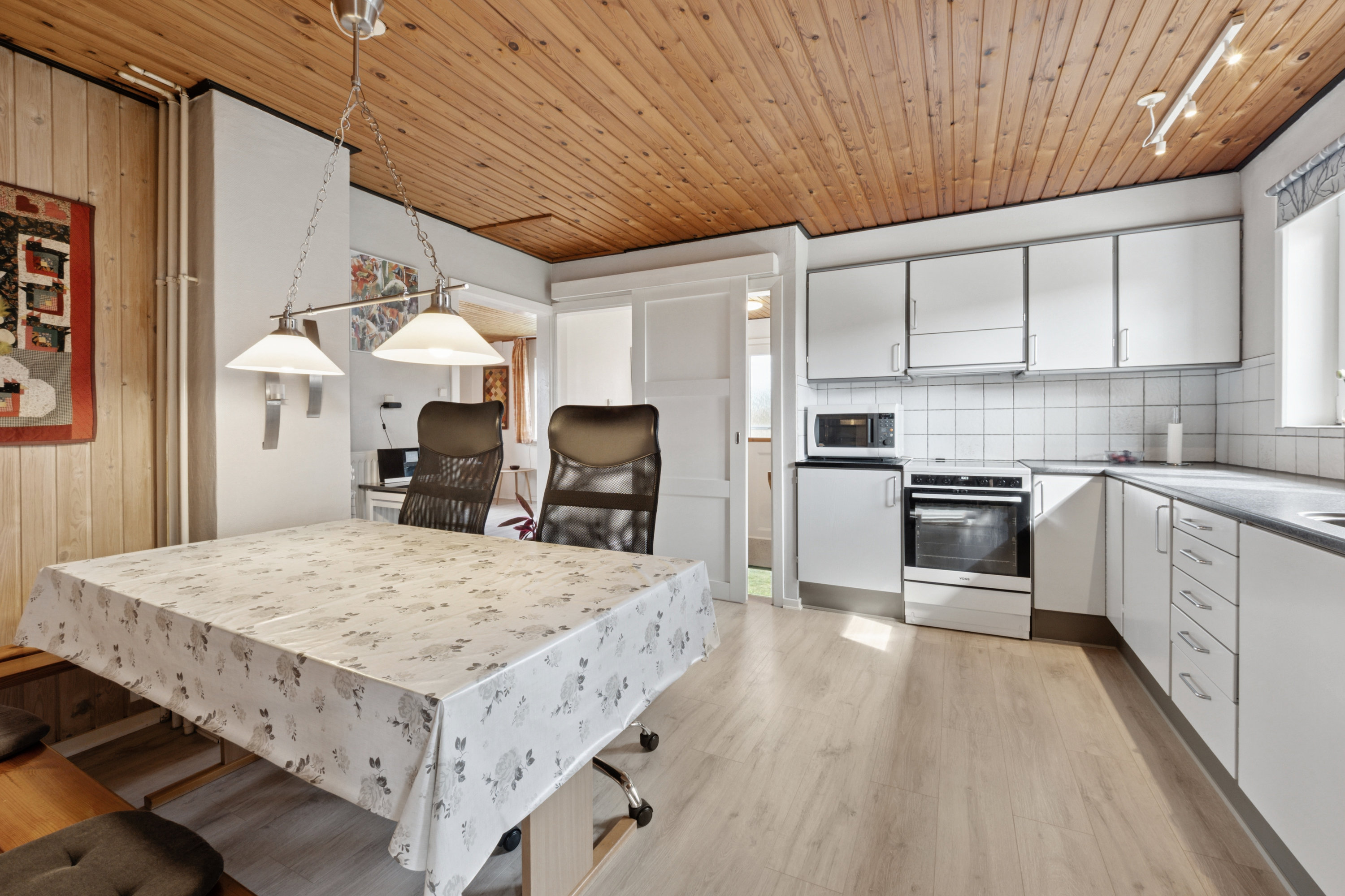 Fremhævet køkken billede i fuldskærmstilstand. Billede af Virksundvej 79, 8831 Løgstrup