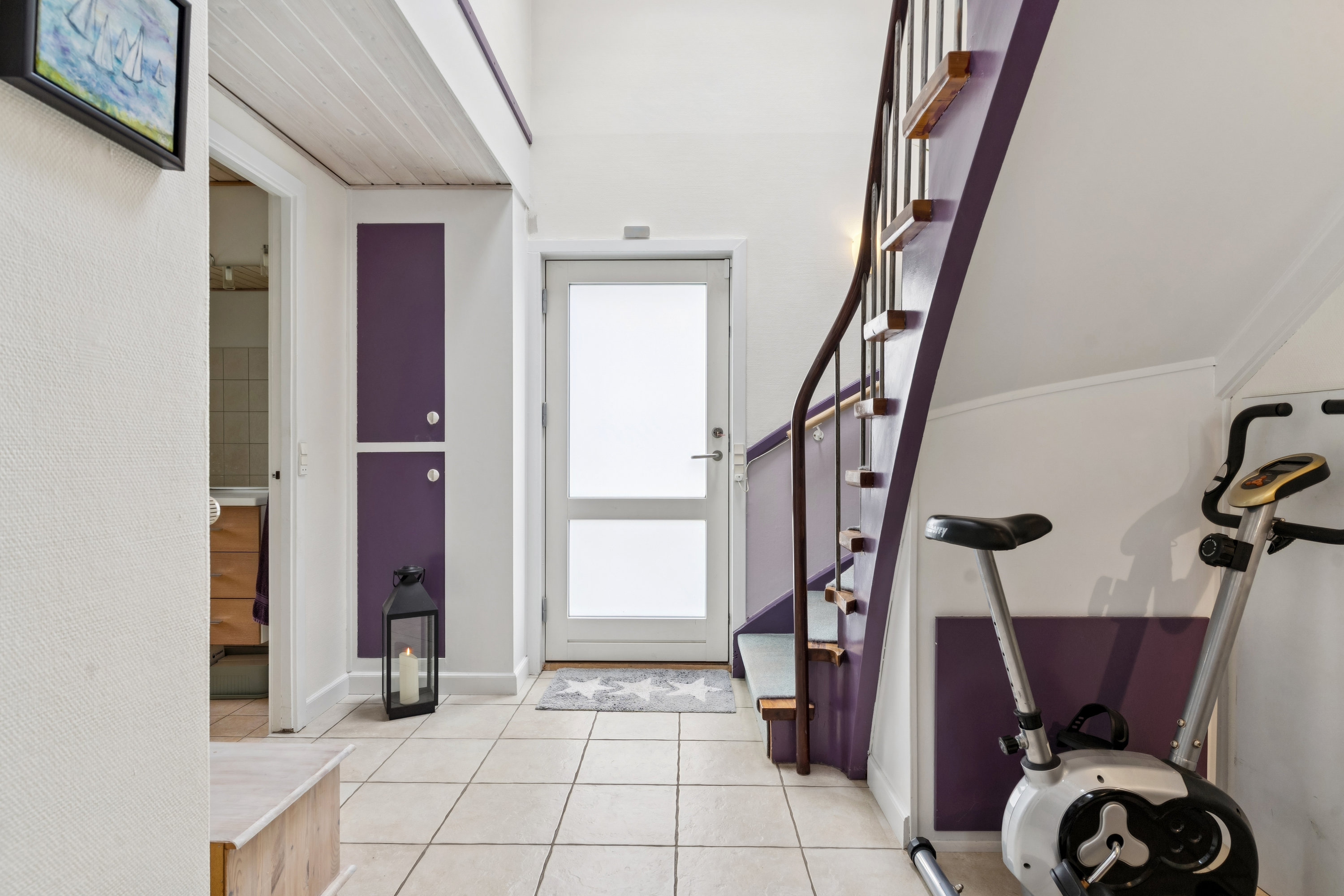 Fremhævet entré billede i fuldskærmstilstand. Billede af Køllegårdsvej 36, 2730 Herlev